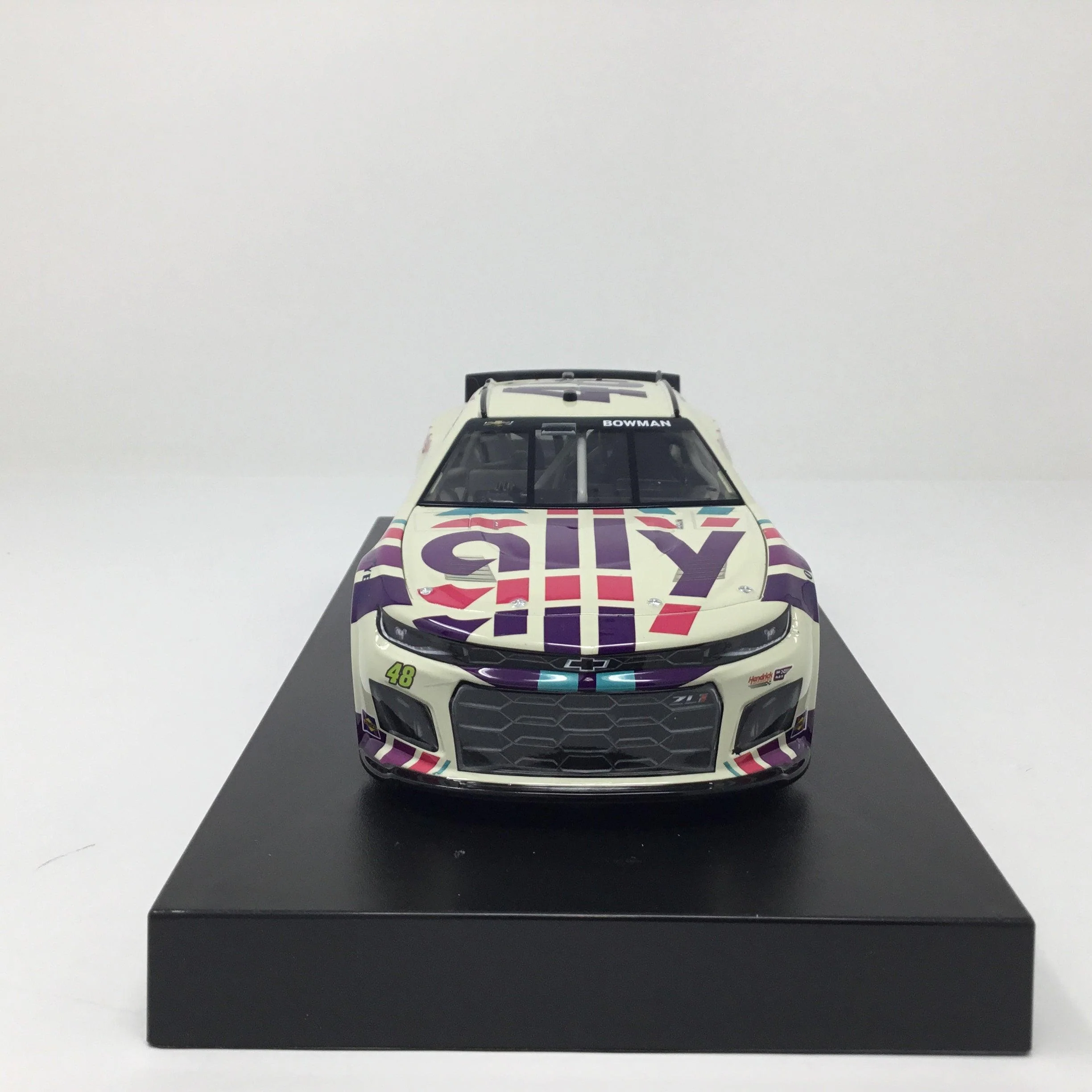 Alex Bowman 2022 Ally Elite 1:24 Diecast - Image 3