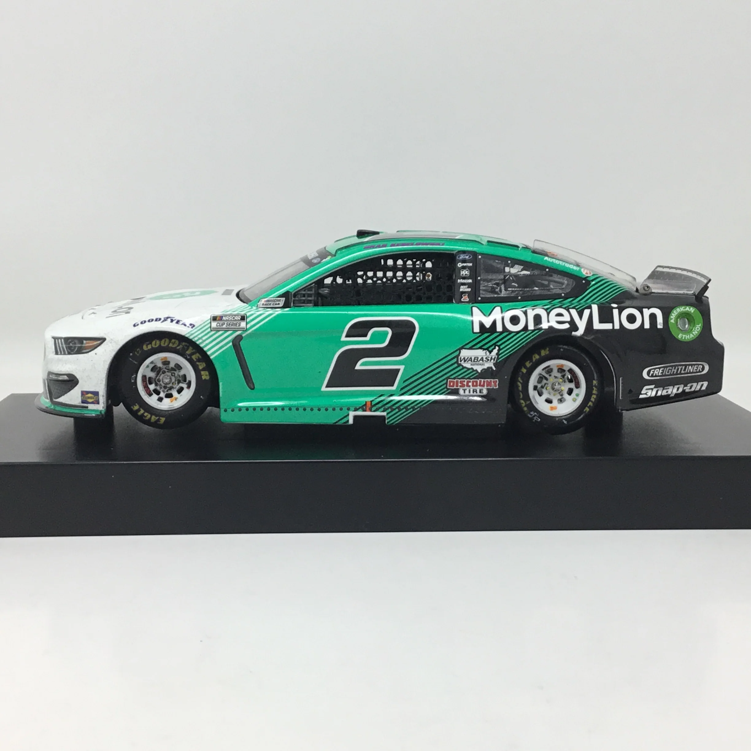 Brad Keselowski 2021 MoneyLion Talladega Race Win 1:24 Elite Diecast - Image 2