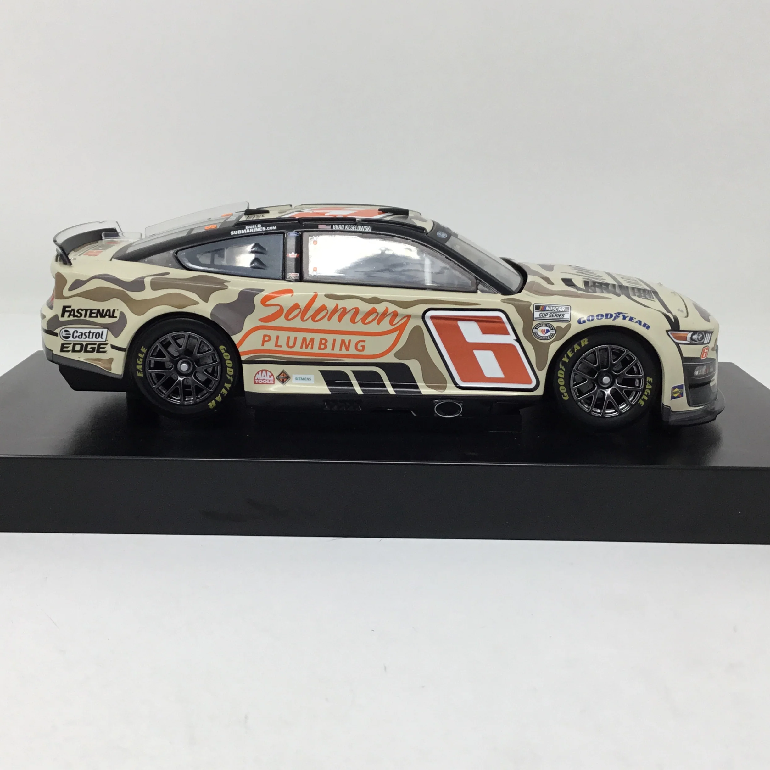 Brad Keselowski 2023 Solomon Plumbing Camo Foil Number 1:24 Diecast - Image 4