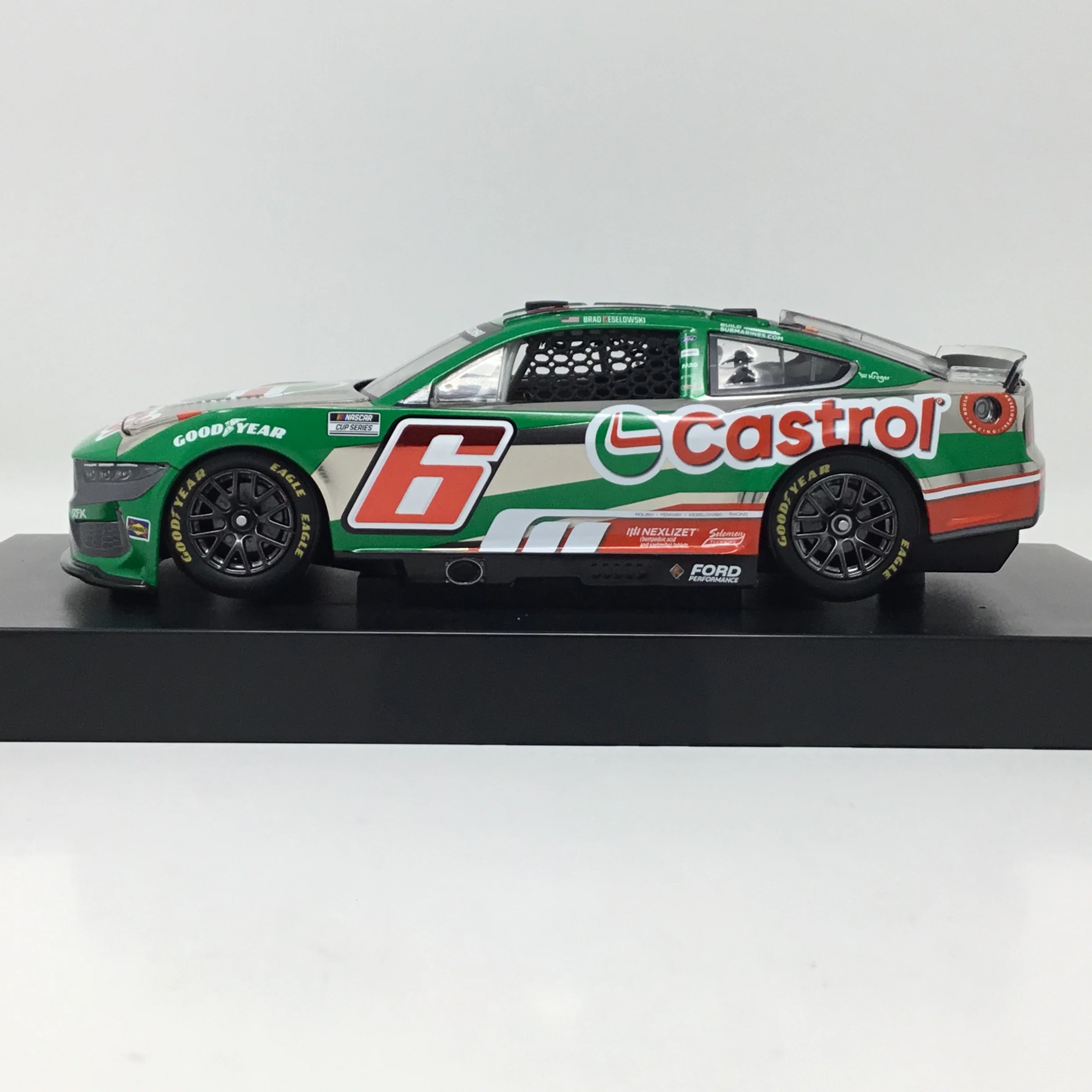 Brad Keselowski 2025 Castrol Foil Number 1:24 Color Chrome Diecast - Image 2