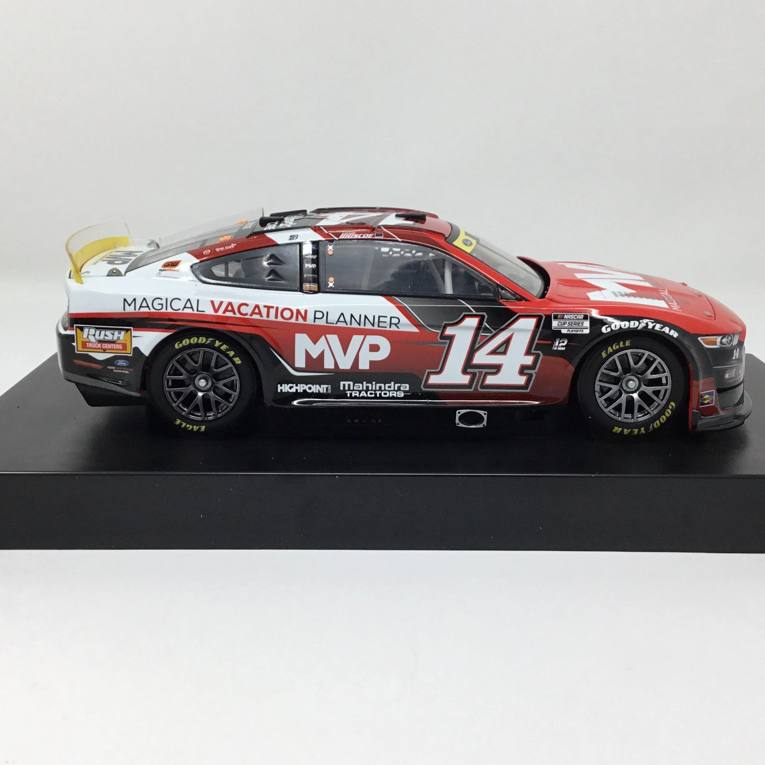 Chase Briscoe 2022 Magical Vacation Planner Elite 1:24 Diecast - Image 4