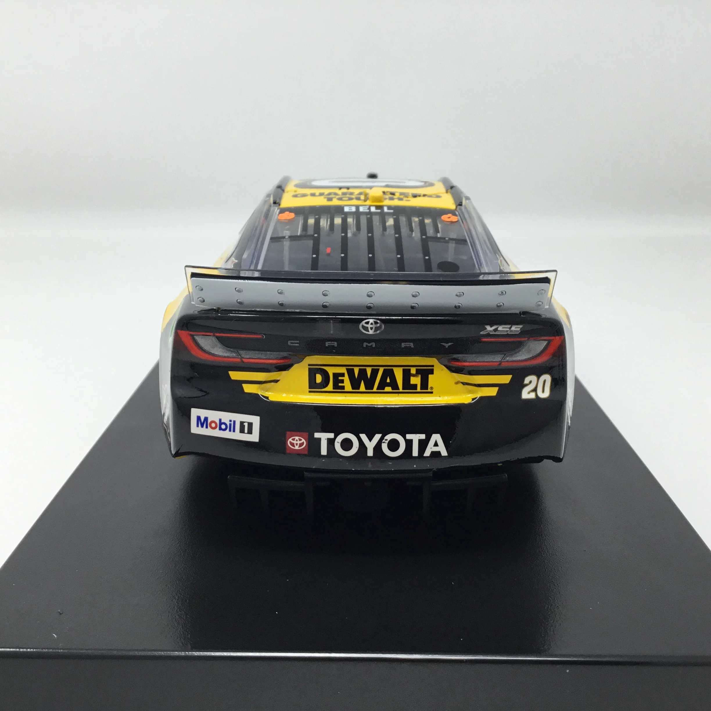 Christopher Bell 2025 Dewalt Atlanta Race Win Elite 1:24 Diecast - Image 5