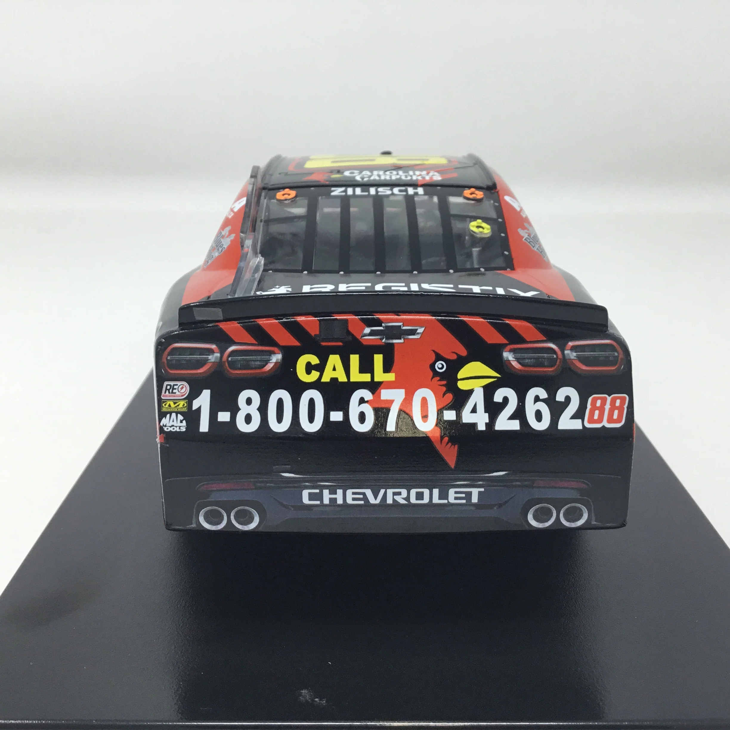 Connor Zilisch 2025 Carolina Carports Dover Race Win Autographed 1:24 Diecast - Image 5