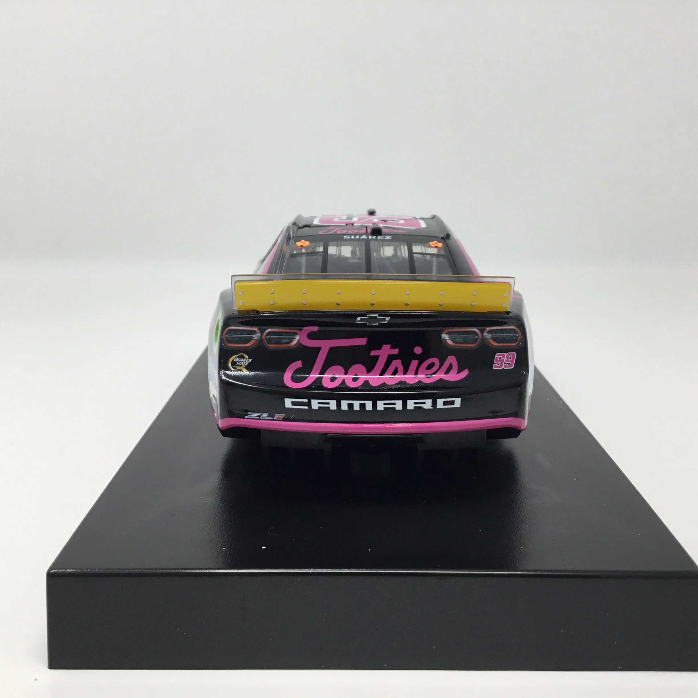 Daniel Suarez 2024 Tootsies Orchid Lounge Pink 1:24 Diecast - Image 5
