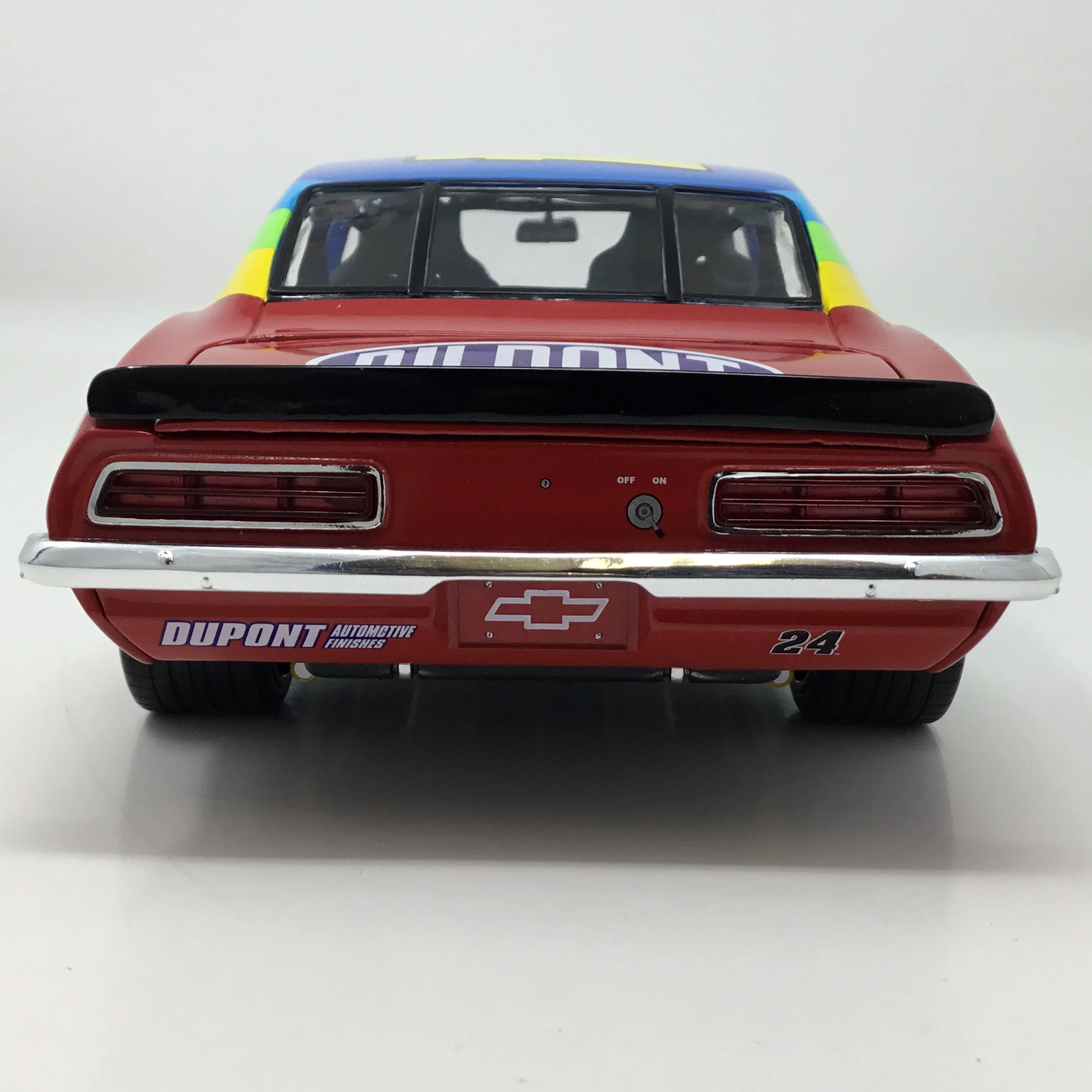 Jeff Gordon 1969 DuPont Chevrolet Camaro Hendrick Motorsports First Win Tribute 1:18 Diecast - Image 5