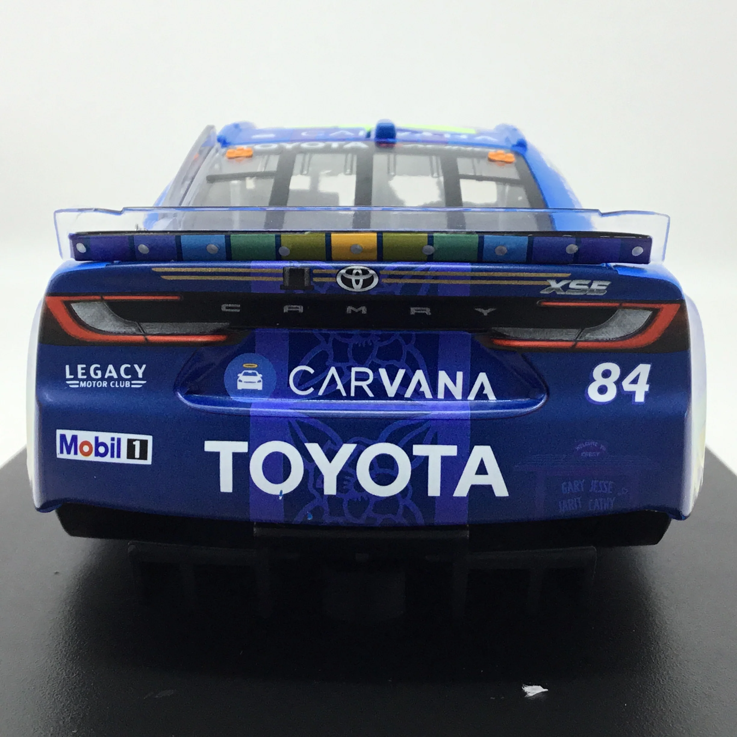 Jimmie Johnson 2026 Carvana San Diego 1:24 Elite Diecast - Image 5