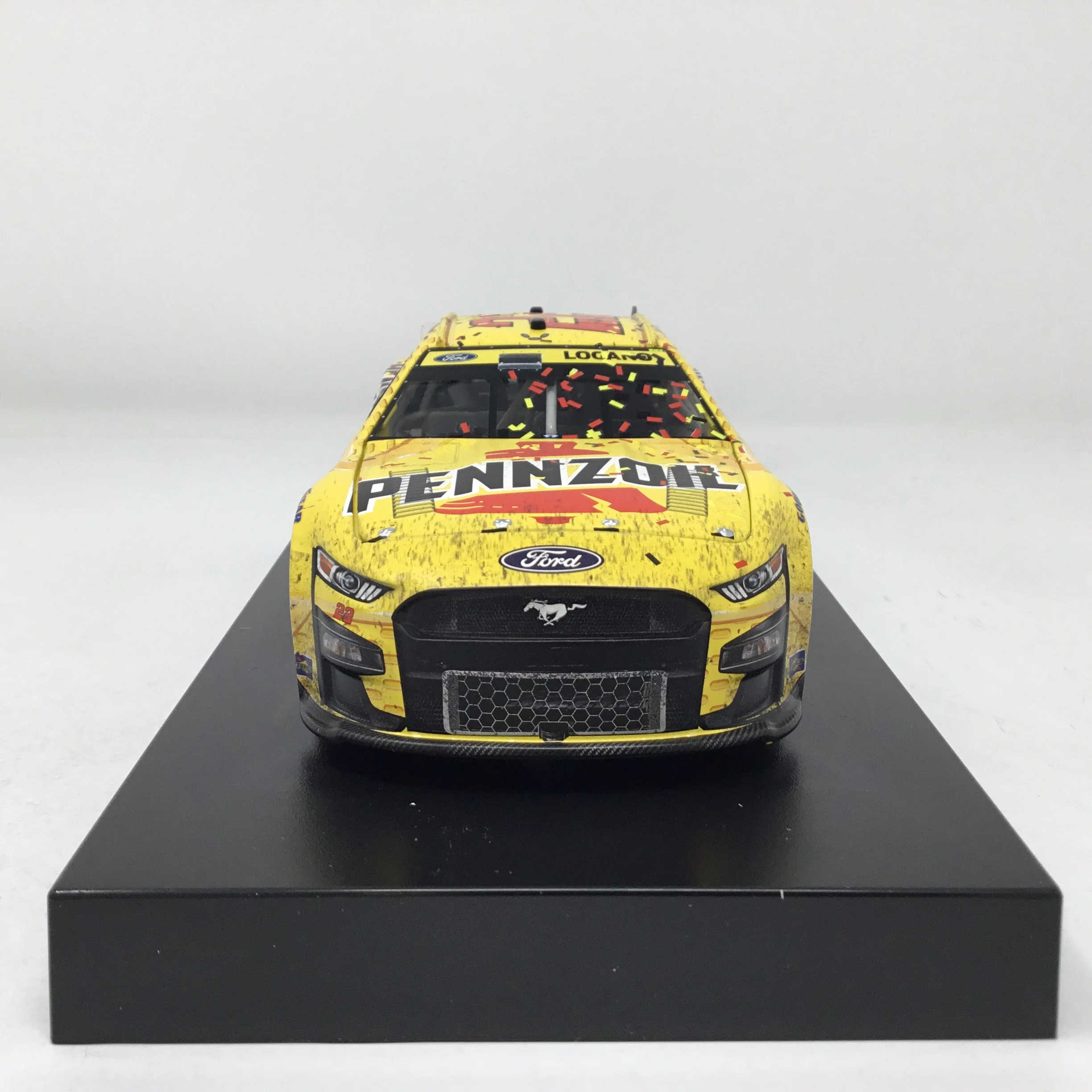 Joey Logano 2022 Pennzoil Las Vegas Win 1:24 Diecast - Image 3