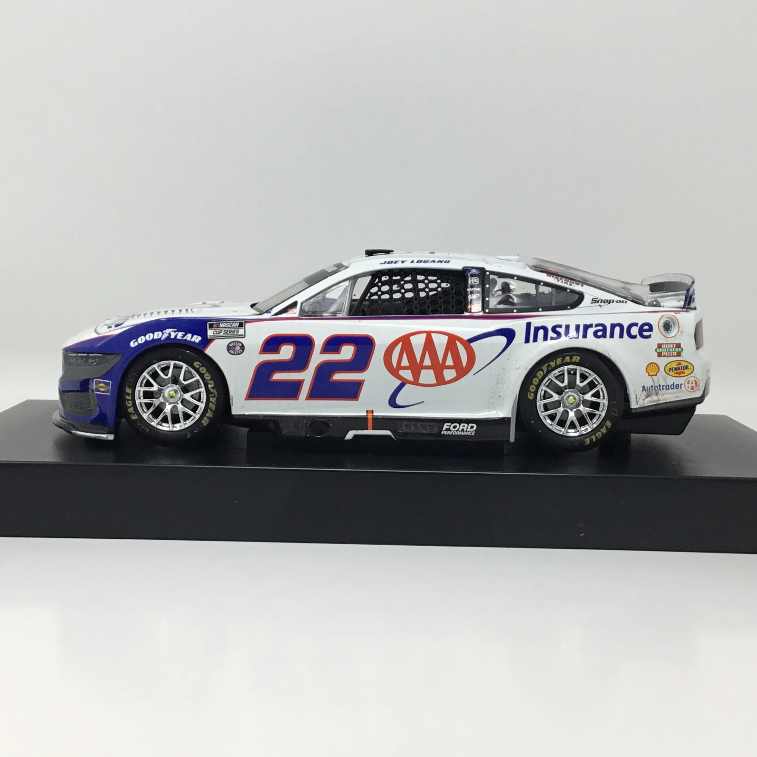 Joey Logano 2025 AAA Insurance Texas Race Win Elite 1:24 Diecast - Image 2