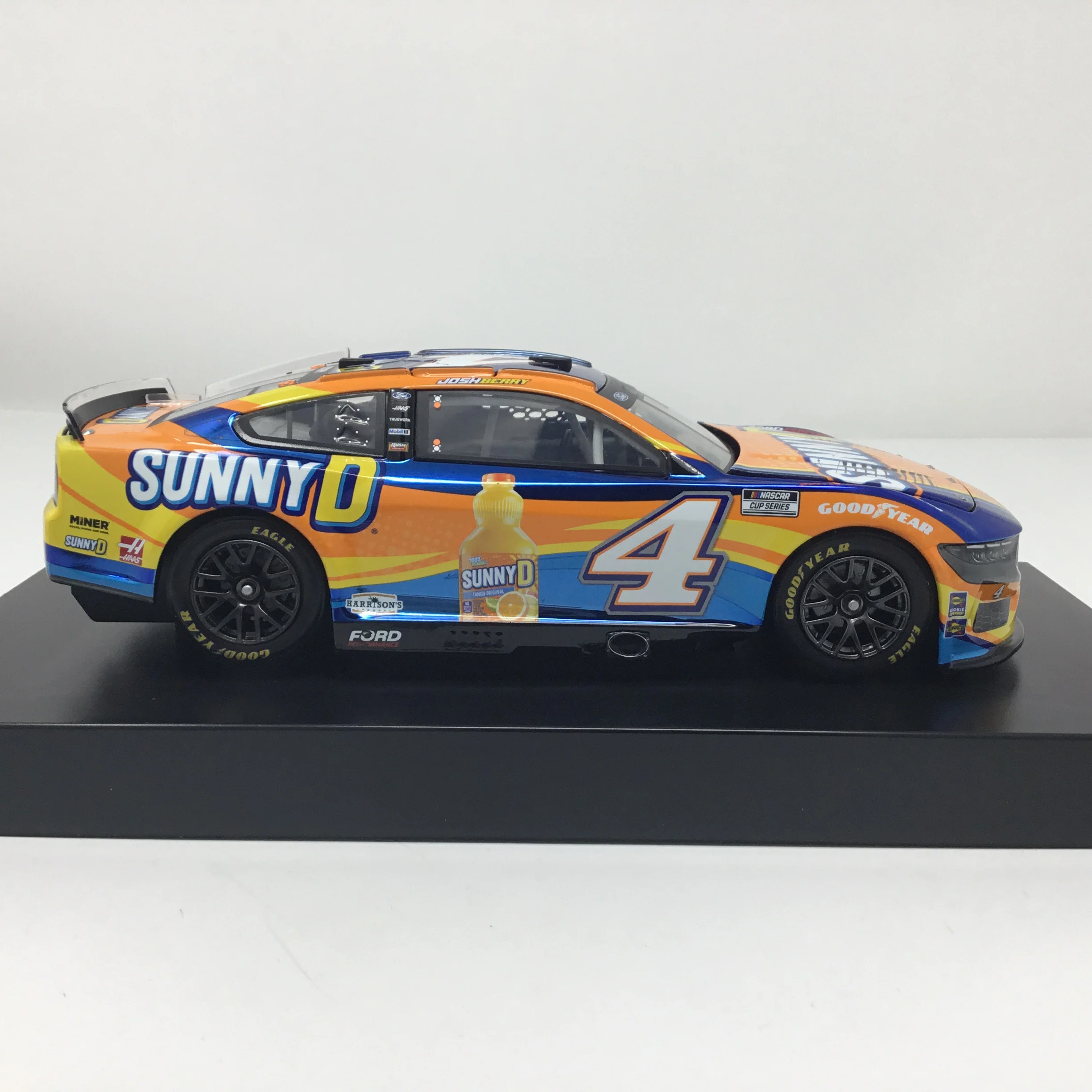 Josh Berry 2024 SunnyD 1:24 Color Chrome Diecast - Image 4