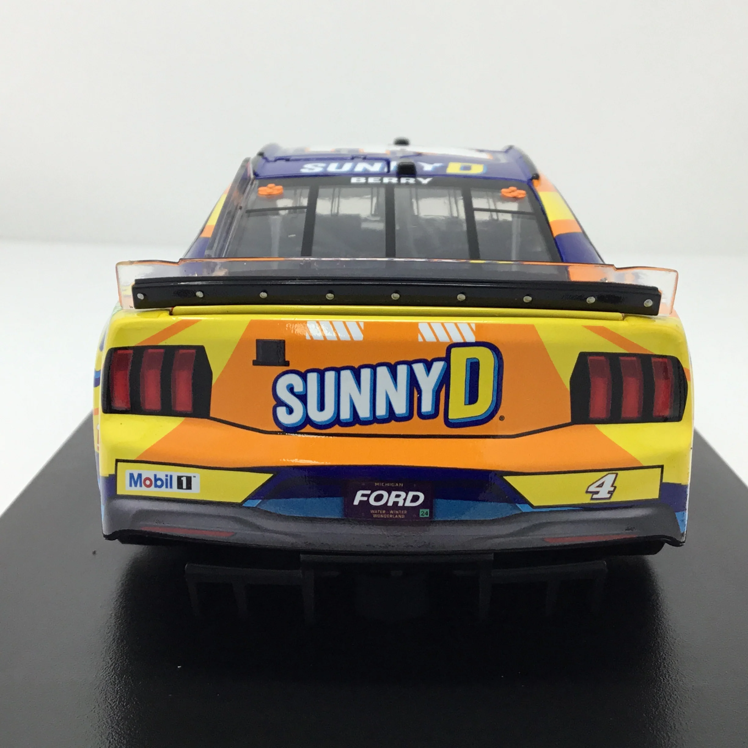 Josh Berry 2024 SunnyD 1:24 Elite Diecast - Image 5