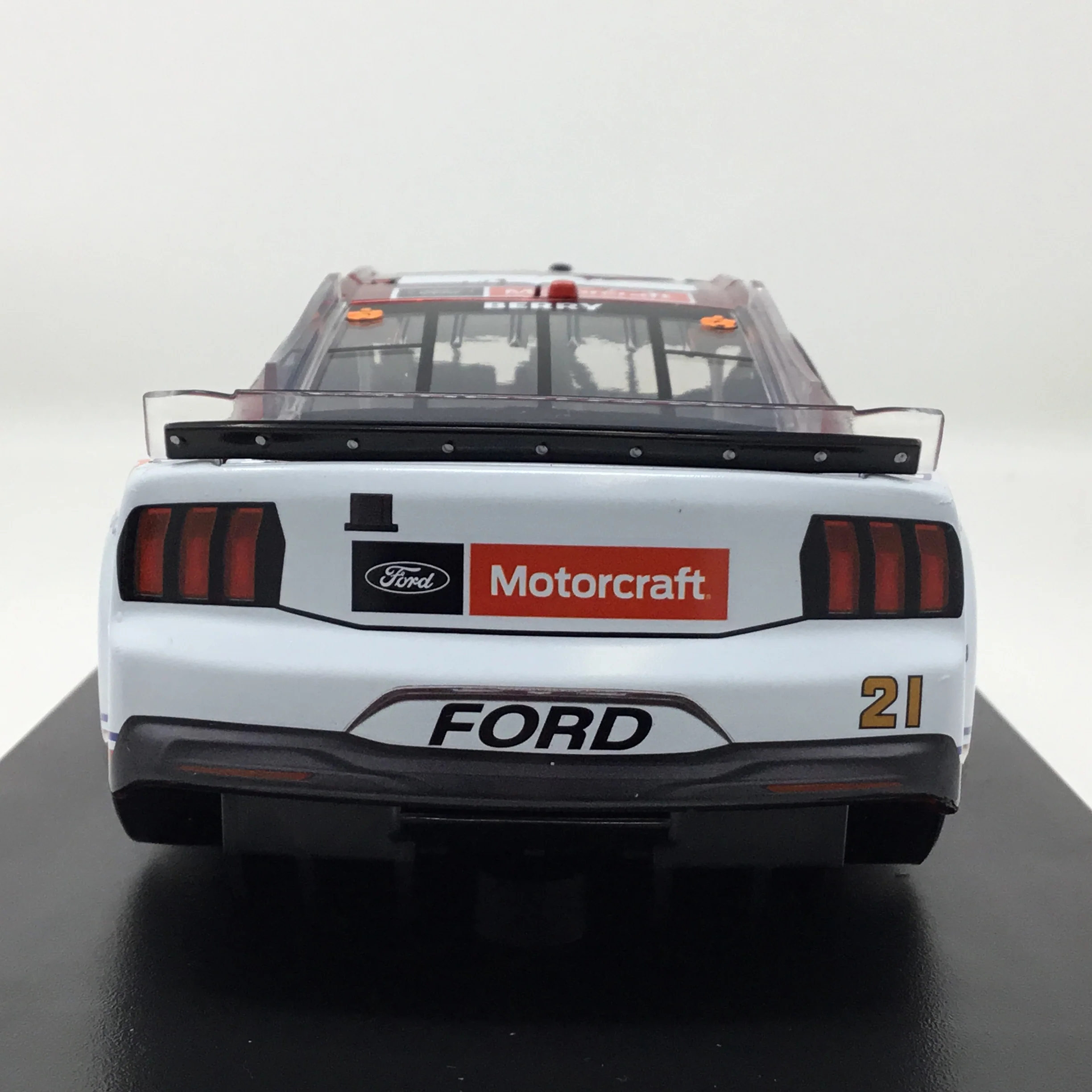 Josh Berry 2025 Motorcraft 1:24 Foil Number Color Chrome Diecast - Image 5
