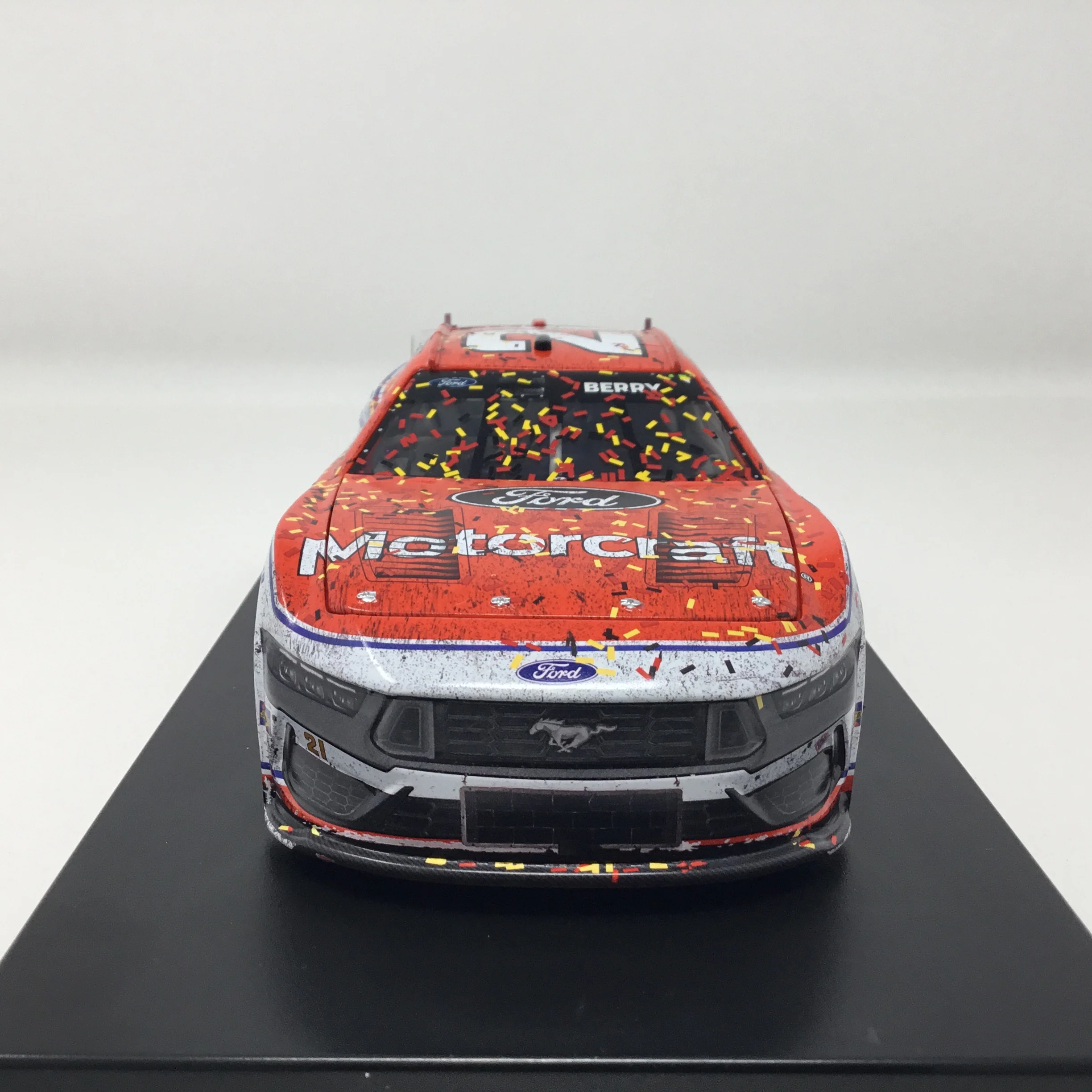 Josh Berry 2025 Motorcraft Las Vegas Race Win Foil Number Elite 1:24 Diecast - Image 3