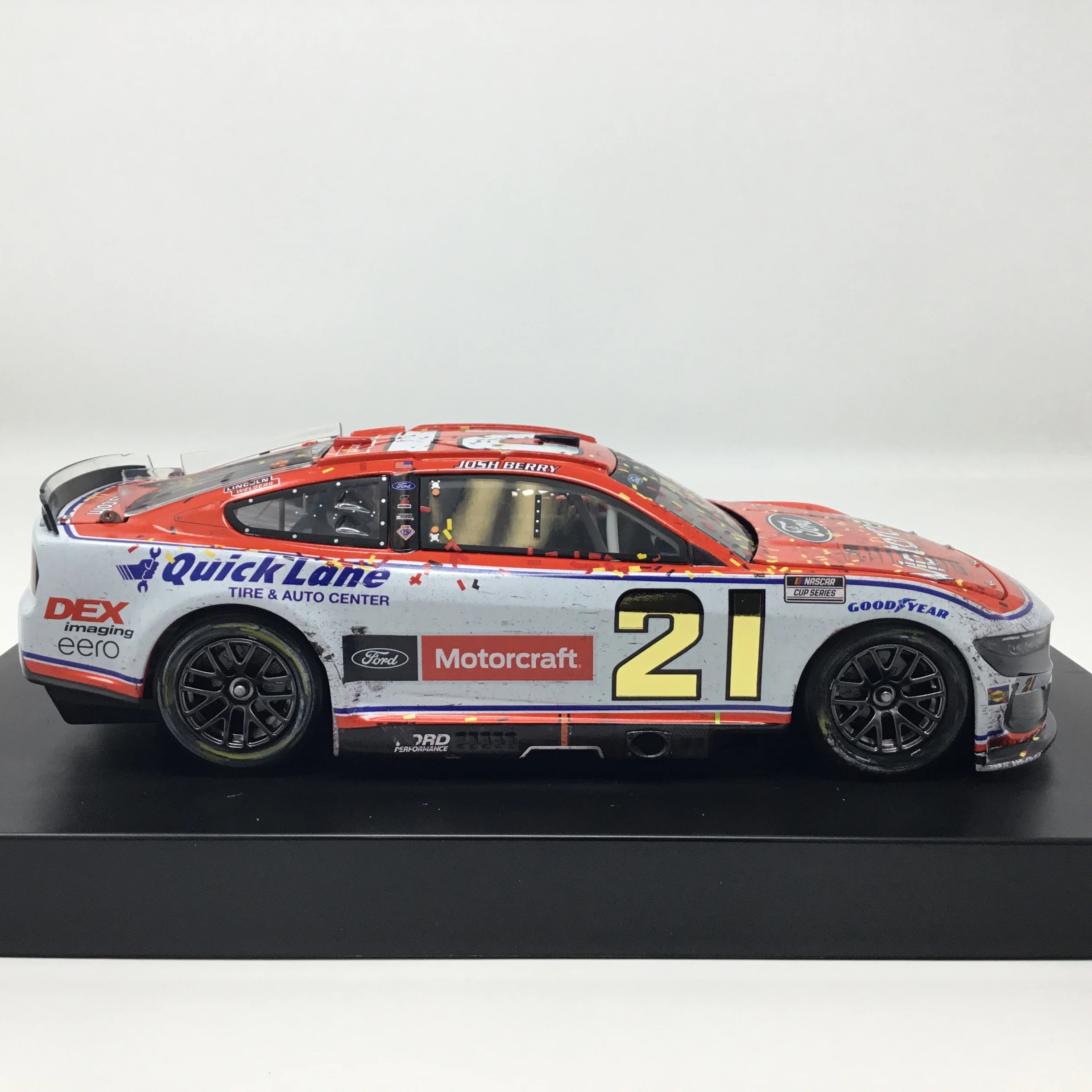 Josh Berry 2025 Motorcraft Las Vegas Race Win Foil Number Elite 1:24 Diecast - Image 4