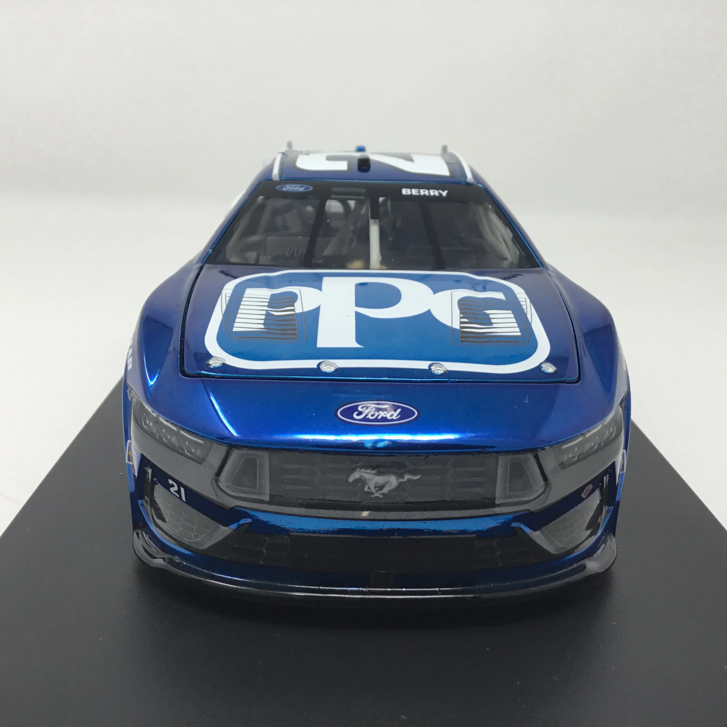 Josh Berry 2025 PPG Color Chrome 1:24 Diecast - Image 3