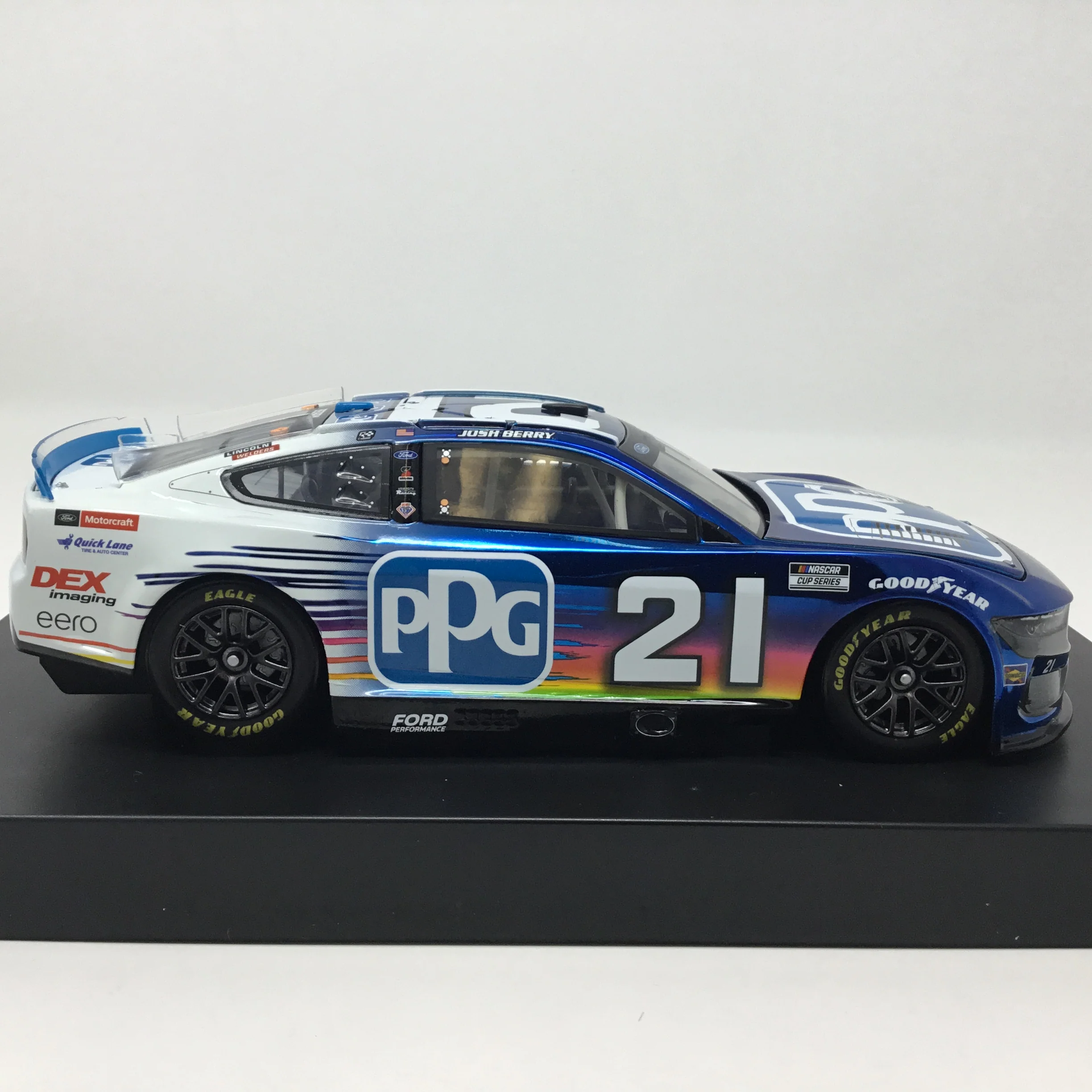 Josh Berry 2025 PPG Color Chrome 1:24 Diecast - Image 4