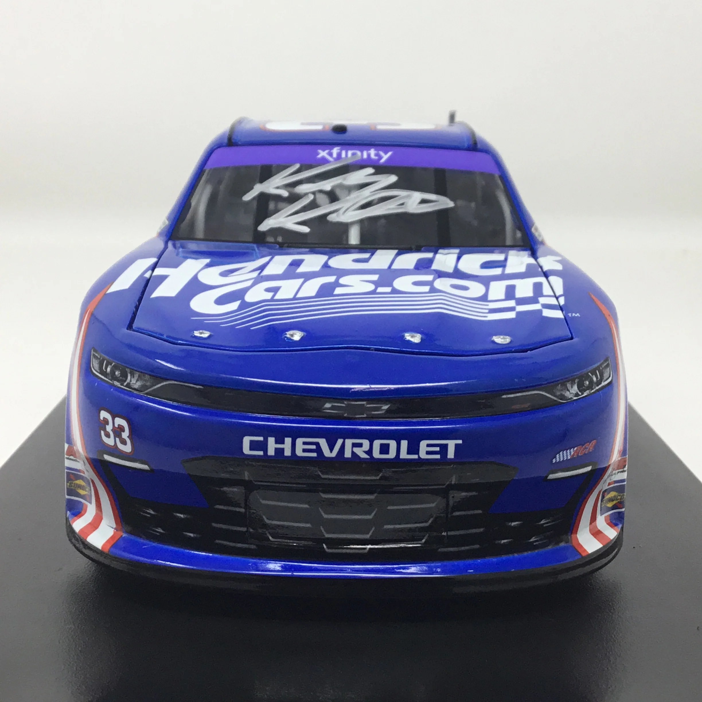 Kasey Kahne 2025 Hendrickcars.com 1:24 Autographed Diecast - Image 3