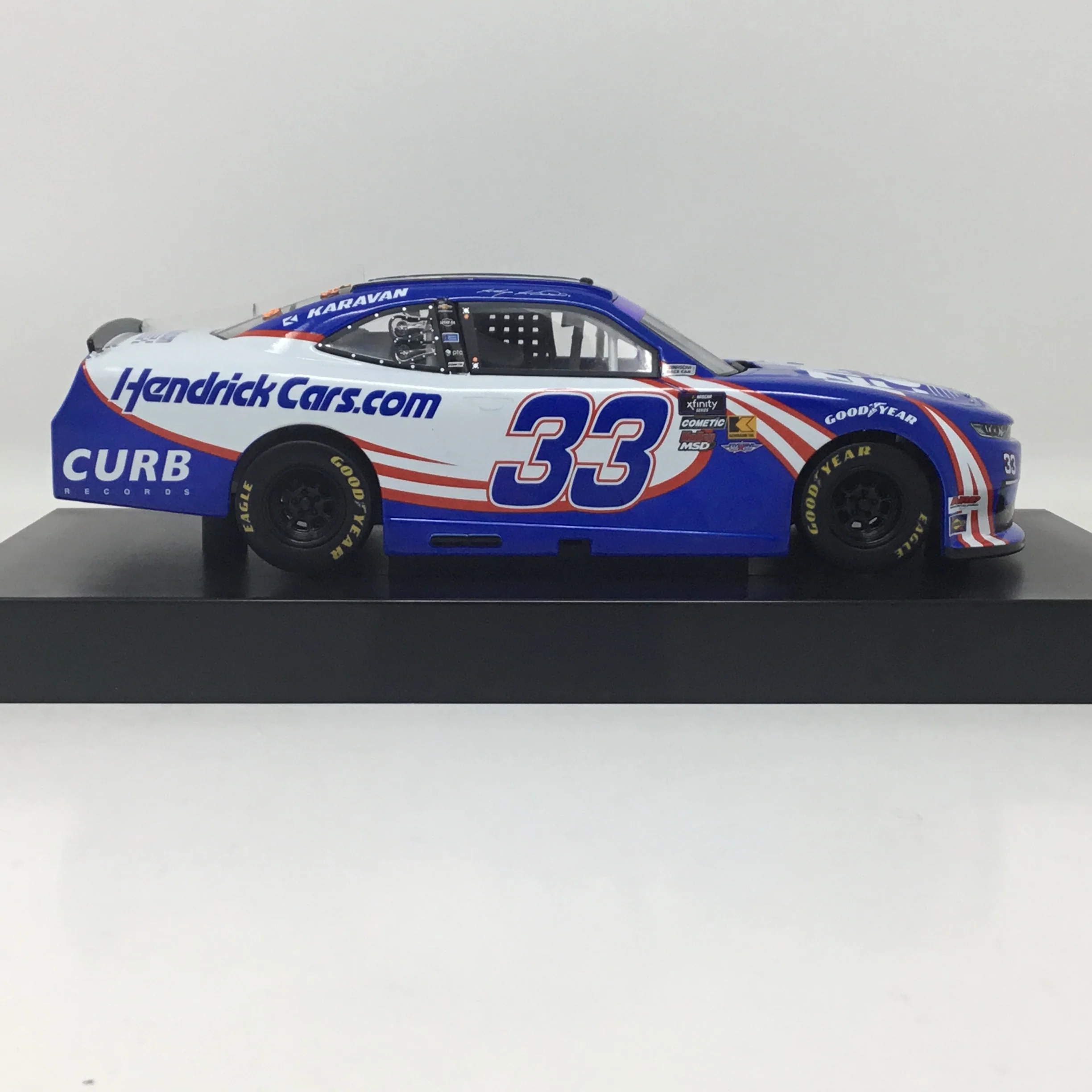 Kasey Kahne 2025 Hendrickcars.com 1:24 Autographed Diecast - Image 4