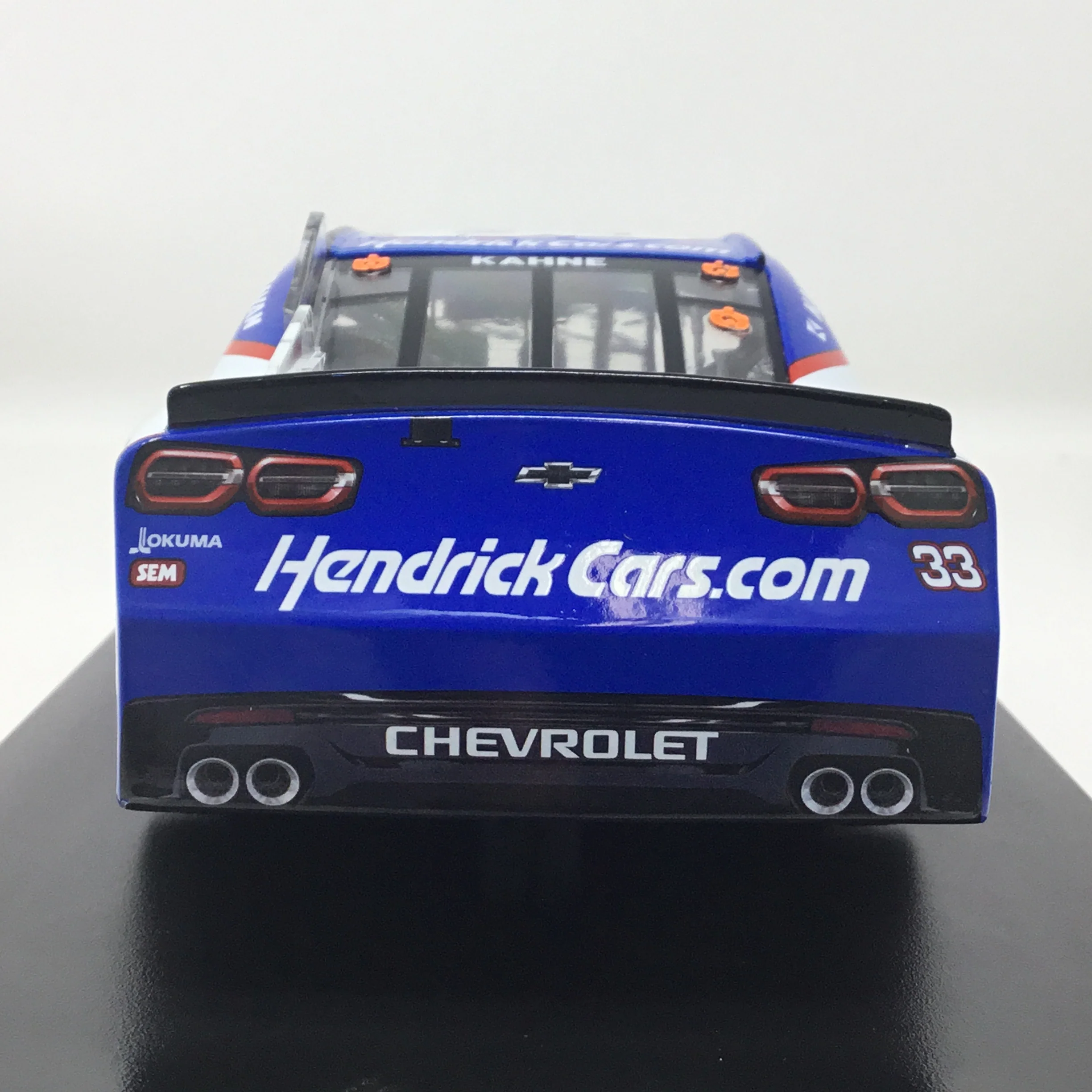 Kasey Kahne 2025 Hendrickcars.com 1:24 Autographed Diecast - Image 5
