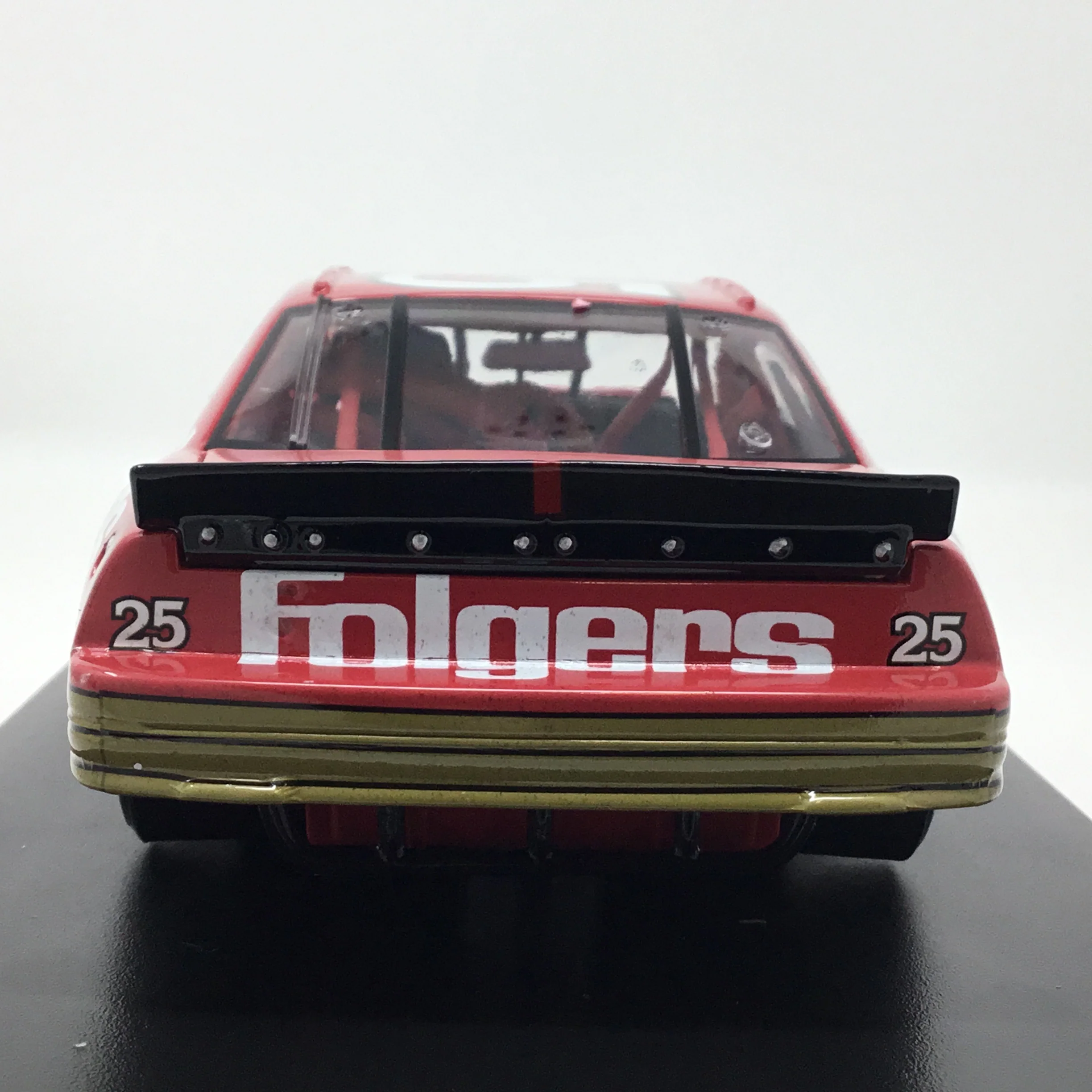 Ken Schrader 1989 Folgers Charlotte Race Win 1:24 Diecast - Image 5