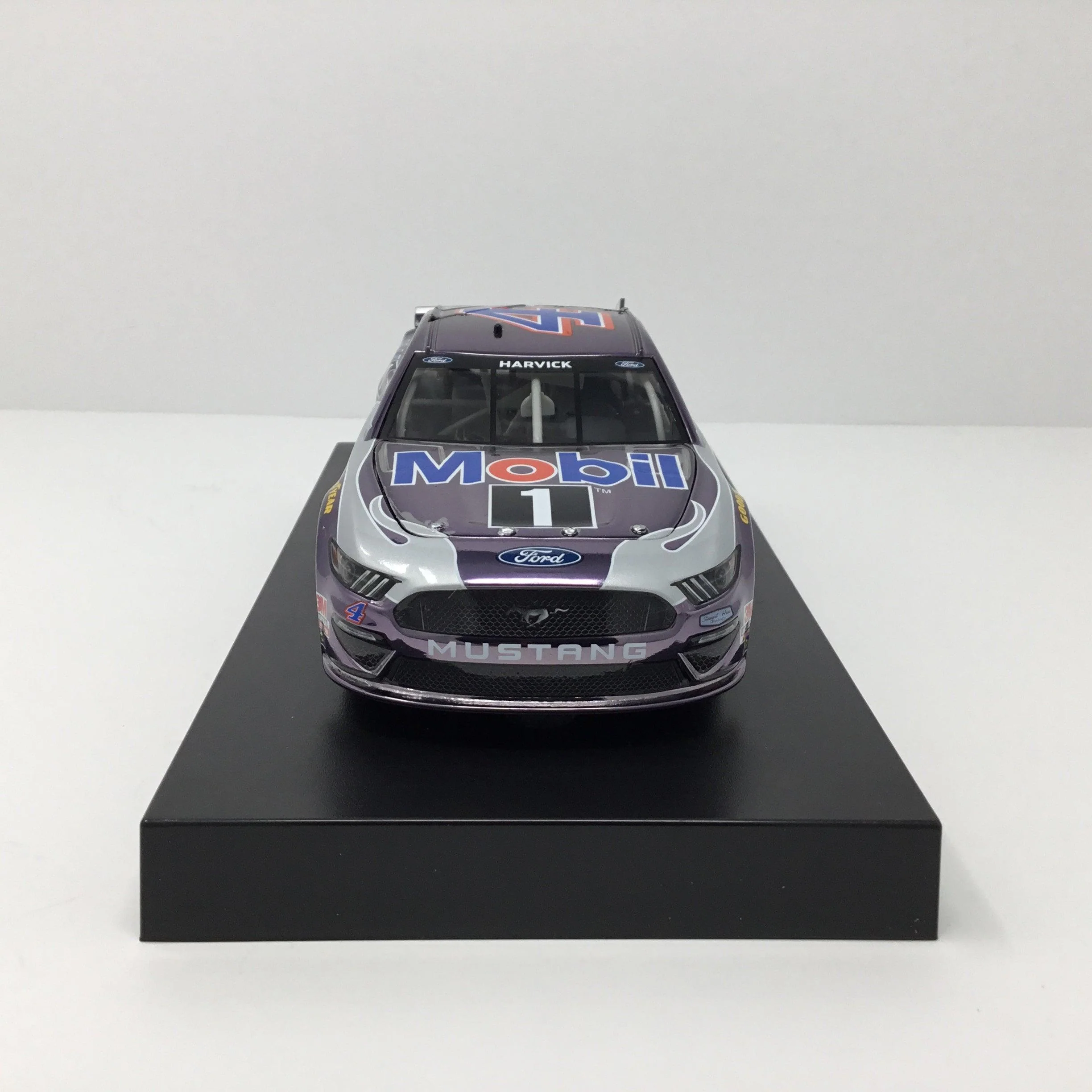 Kevin Harvick 2021 Mobil 1 Color Chrome 1:24 Diecast - Image 3