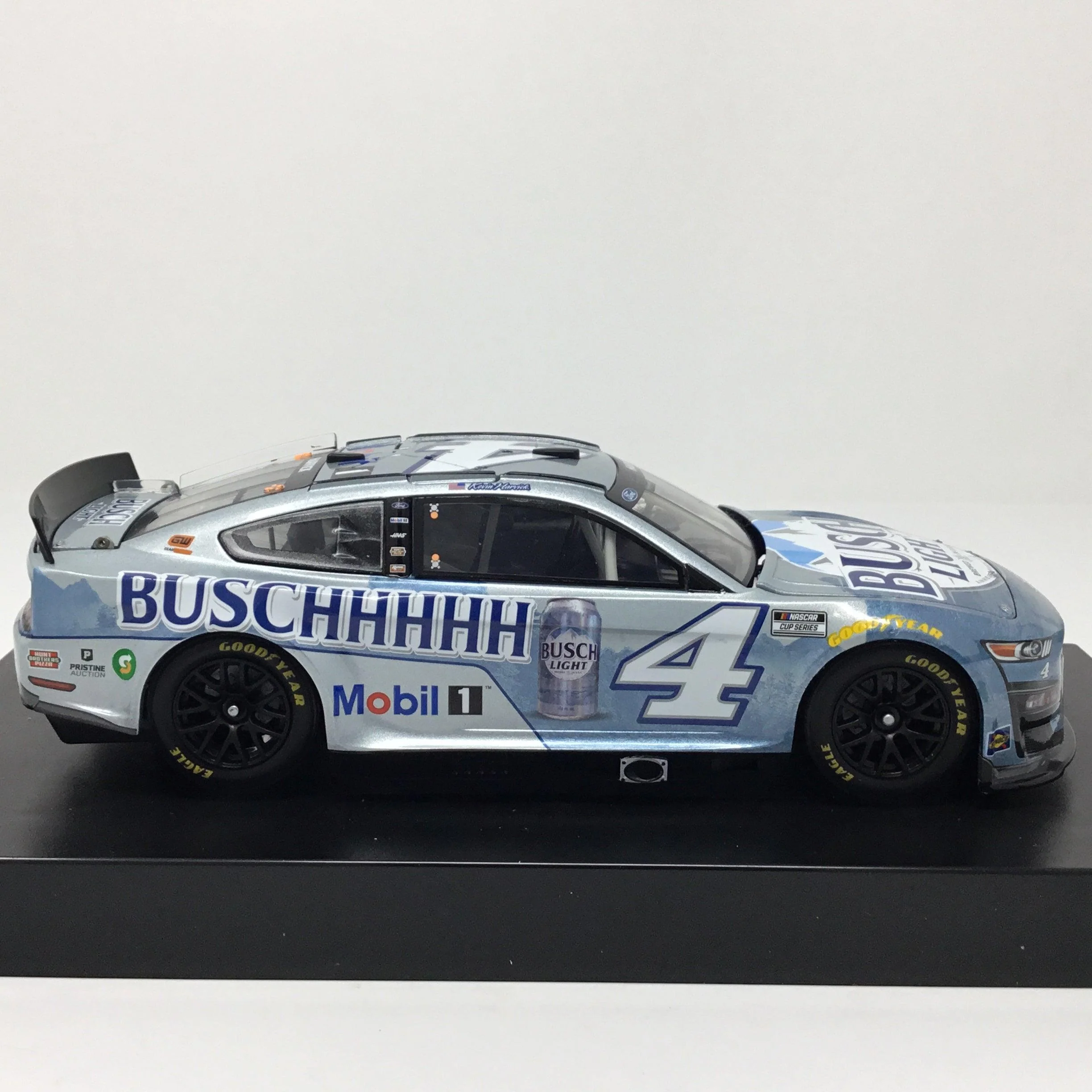 Kevin Harvick 2022 Busch Light Beer Elite 1:24 Diecast - Image 4