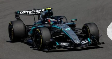Kimi Antonelli 2026 Mercedes-AMG Petronas Chinese GP Win 1:64 F1 Resin Model *PREORDER*
