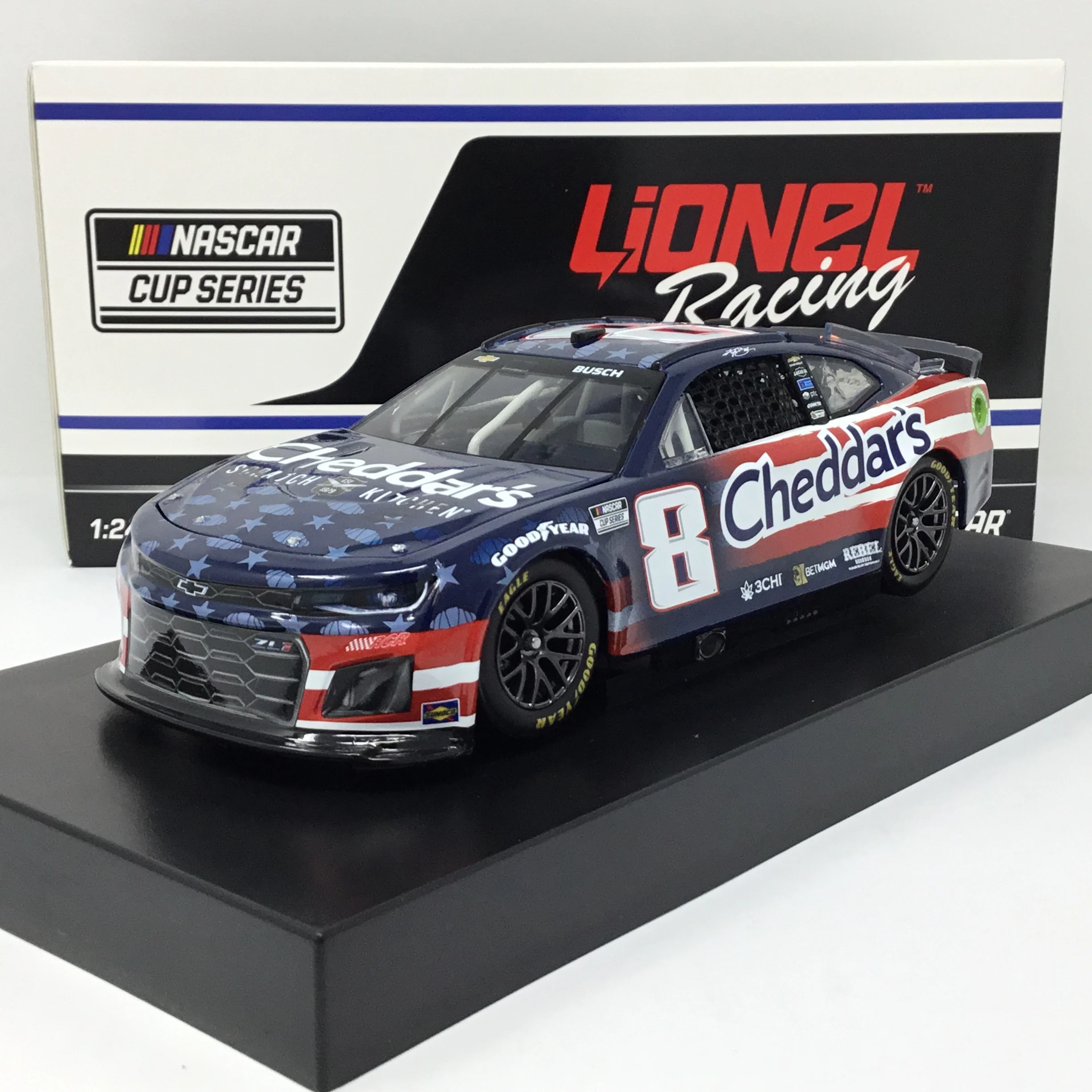 Kyle Busch 2024 Cheddar's Salutes 1:24 Diecast