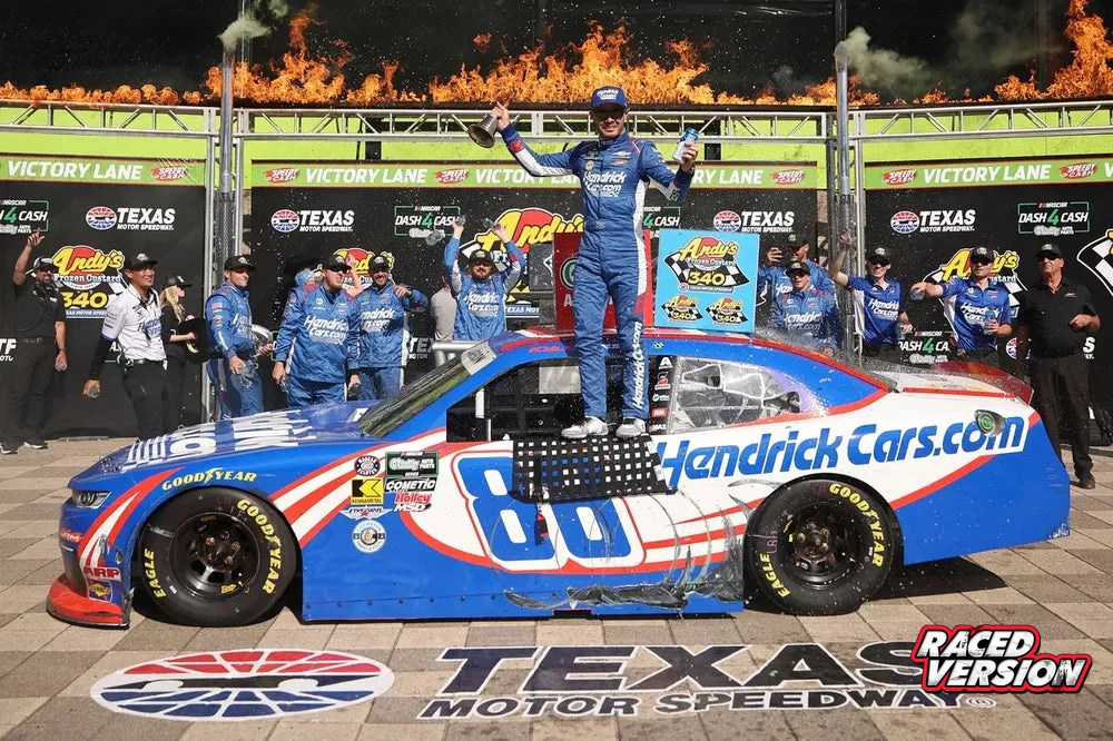 Kyle Larson 2026 Hendrickcars.com Texas Race Win 1:64 Diecast *PREORDER*