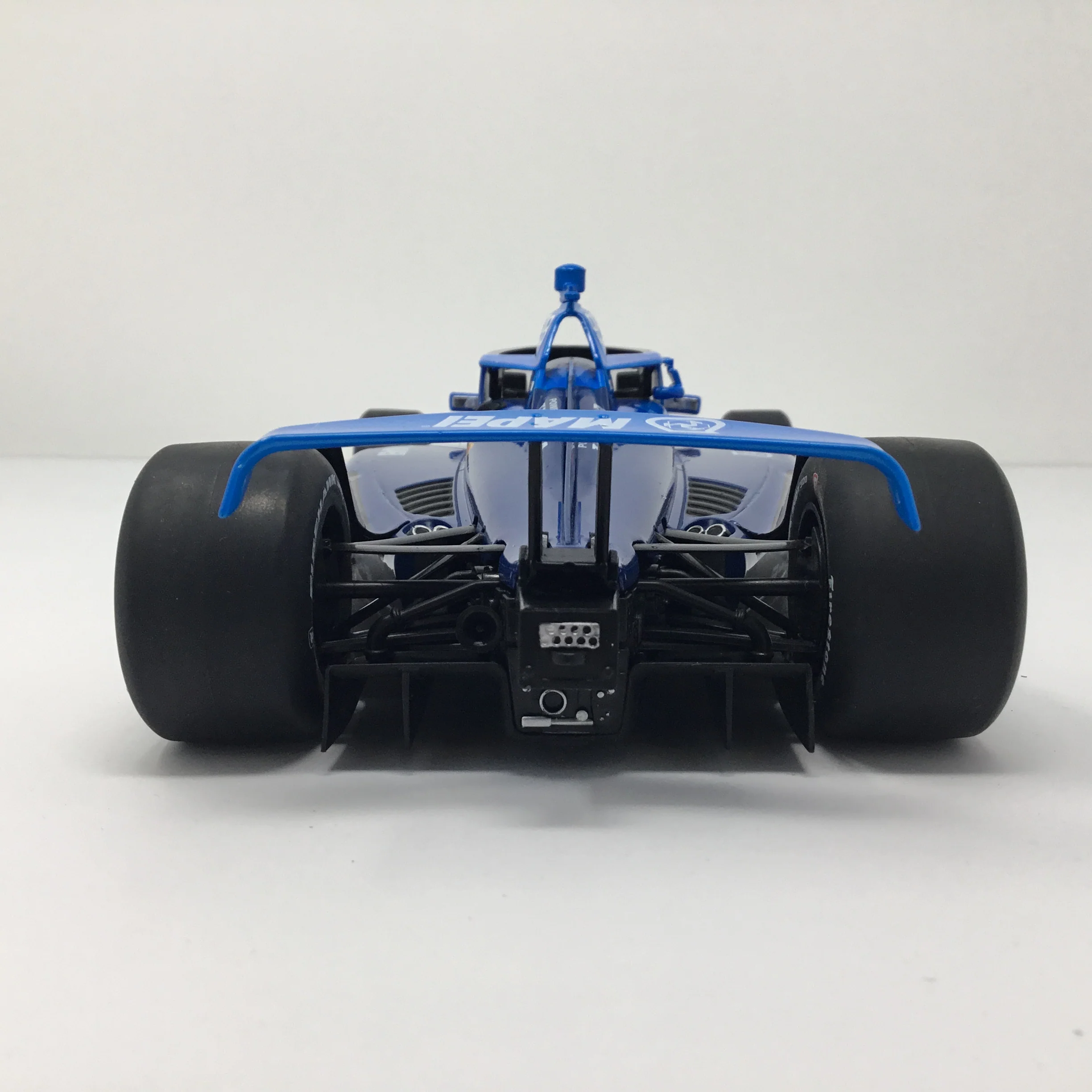 Marco Andretti 2025 MAPEI / Andretti Global 1:18 Diecast - Image 5