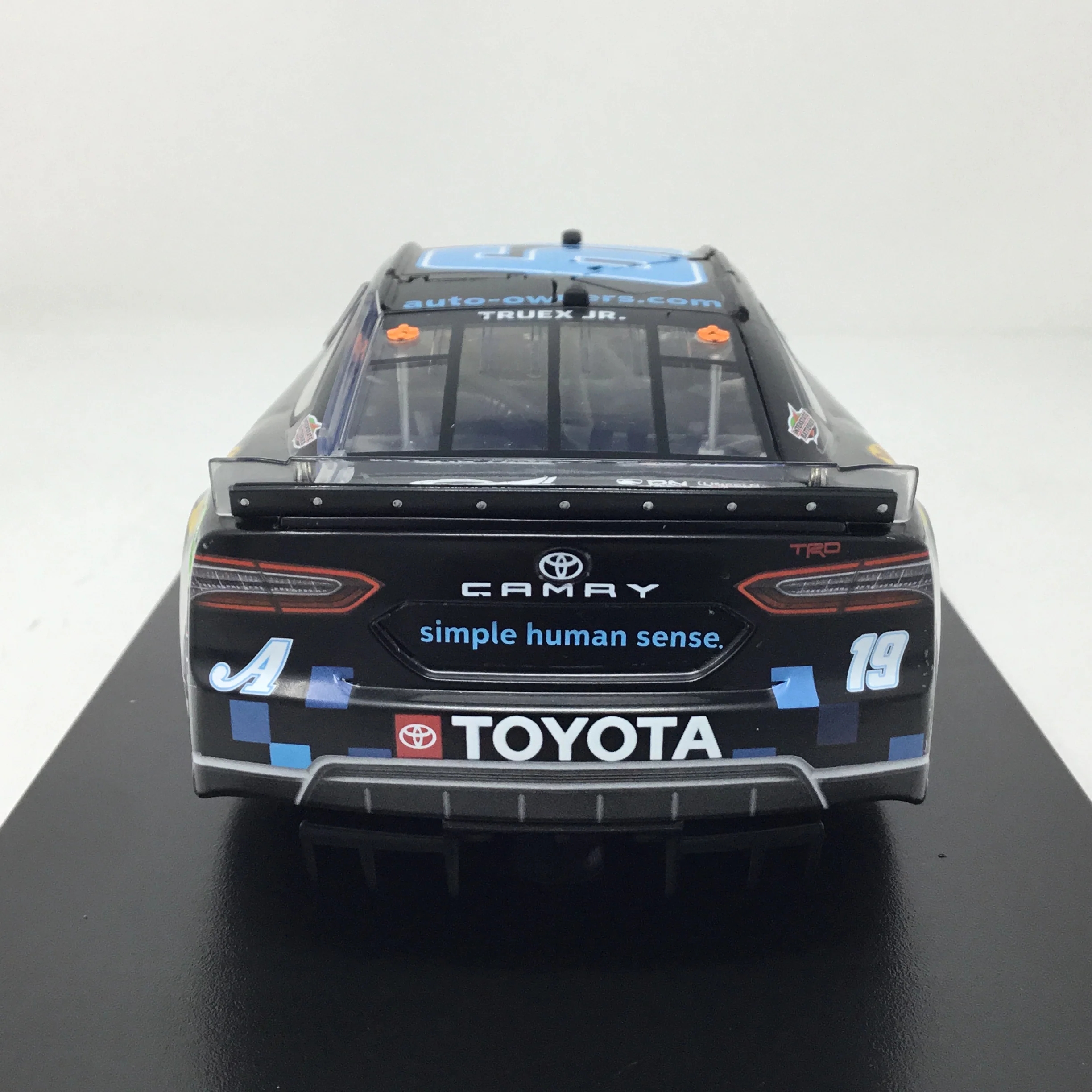 Martin Truex Jr. 2023 Auto Owners Insurance Darlington Throwback 1:24 Elite Diecast - Image 5