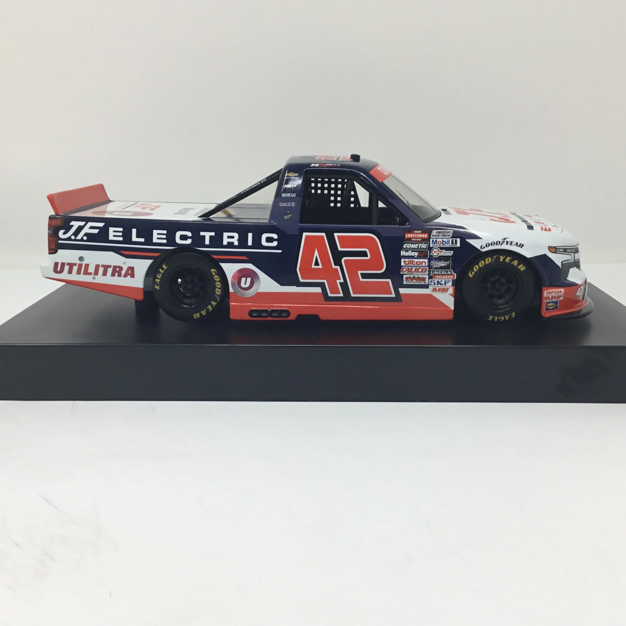 Matt Mills 2024 J.F. Electric 1:24 Diecast - Image 4