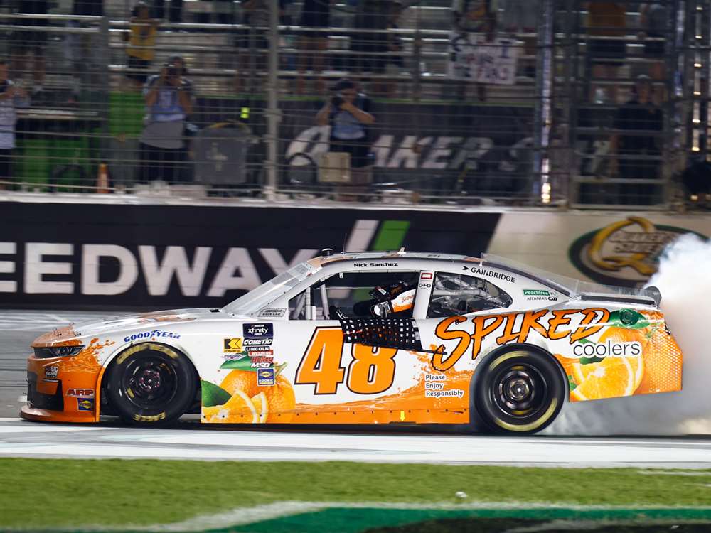 Nick Sanchez 2025 Spiked Coolers Echopark Atlanta Race Win 1:24 Diecast - Image 7
