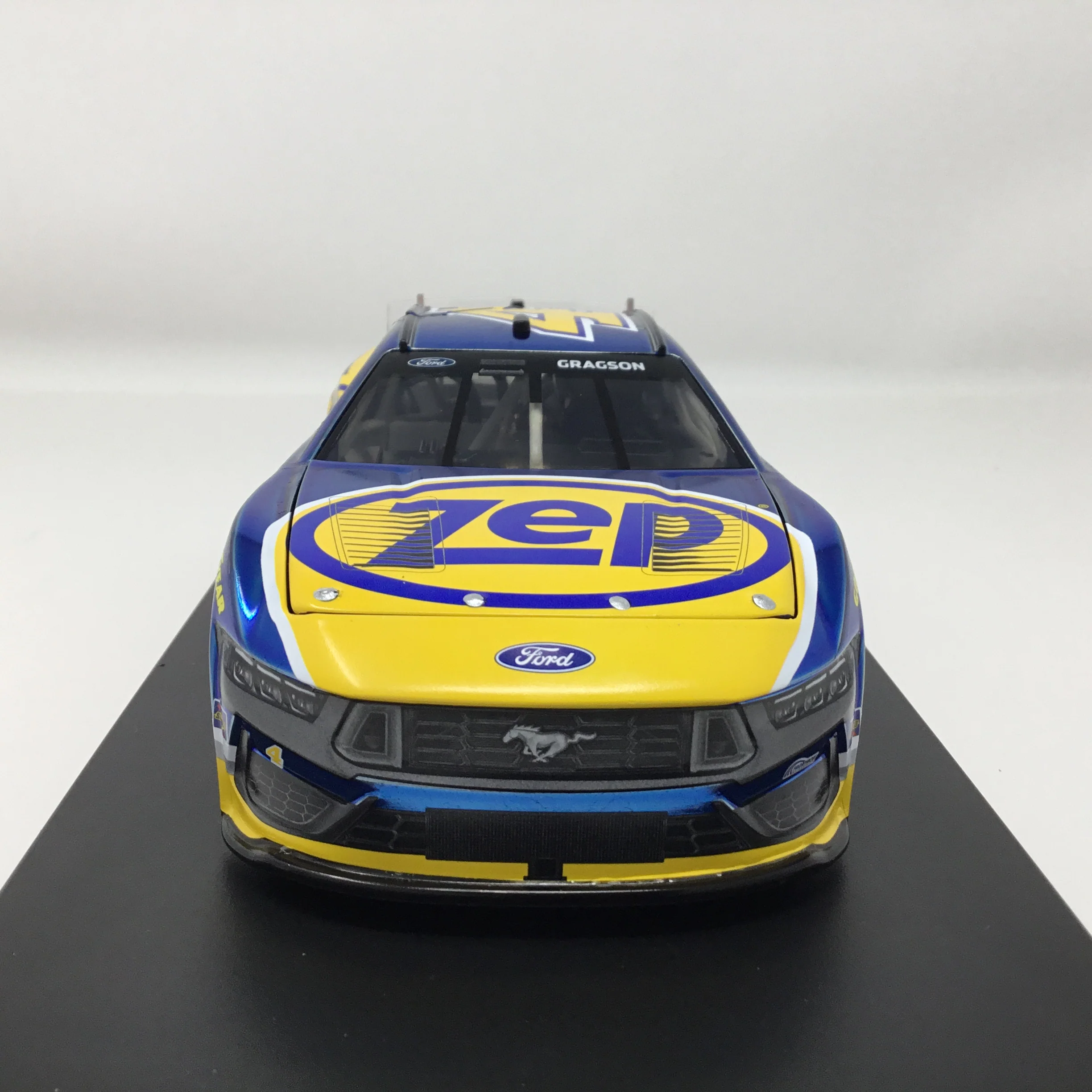 Noah Gragson 2025 Zep Foil Number Color Chrome 1:24 Diecast - Image 3