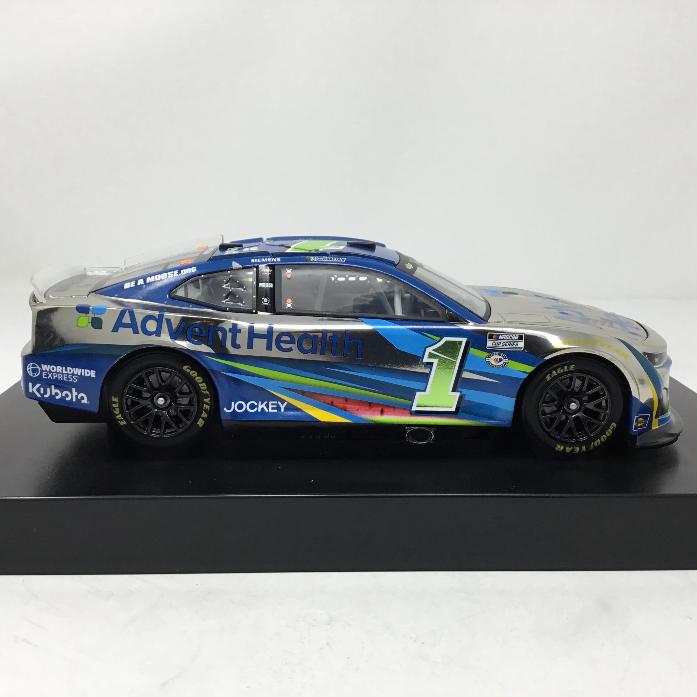 Ross Chastain 2023 Advent Health Foil Number Color Chrome 1:24 Diecast - Image 4
