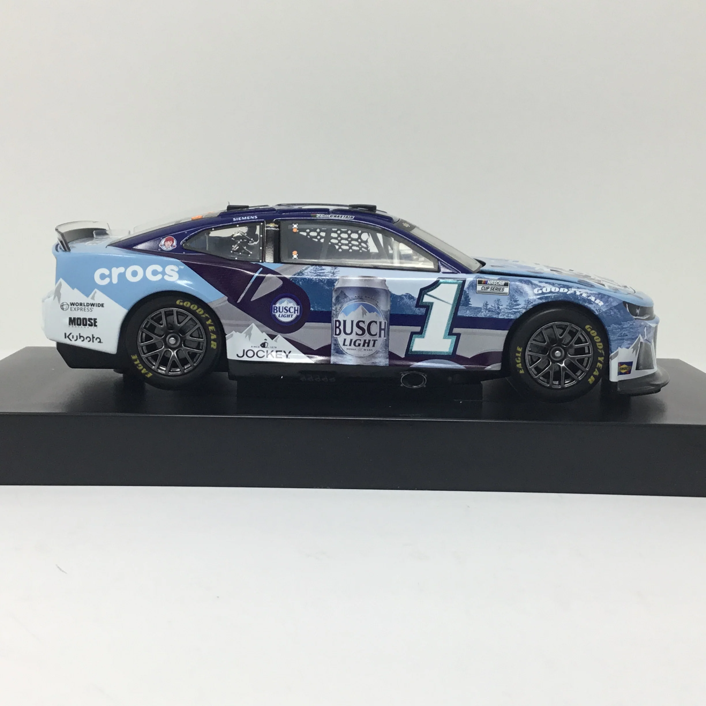 Ross Chastain 2024 Busch Light Crocs 1:24 Diecast - Image 4