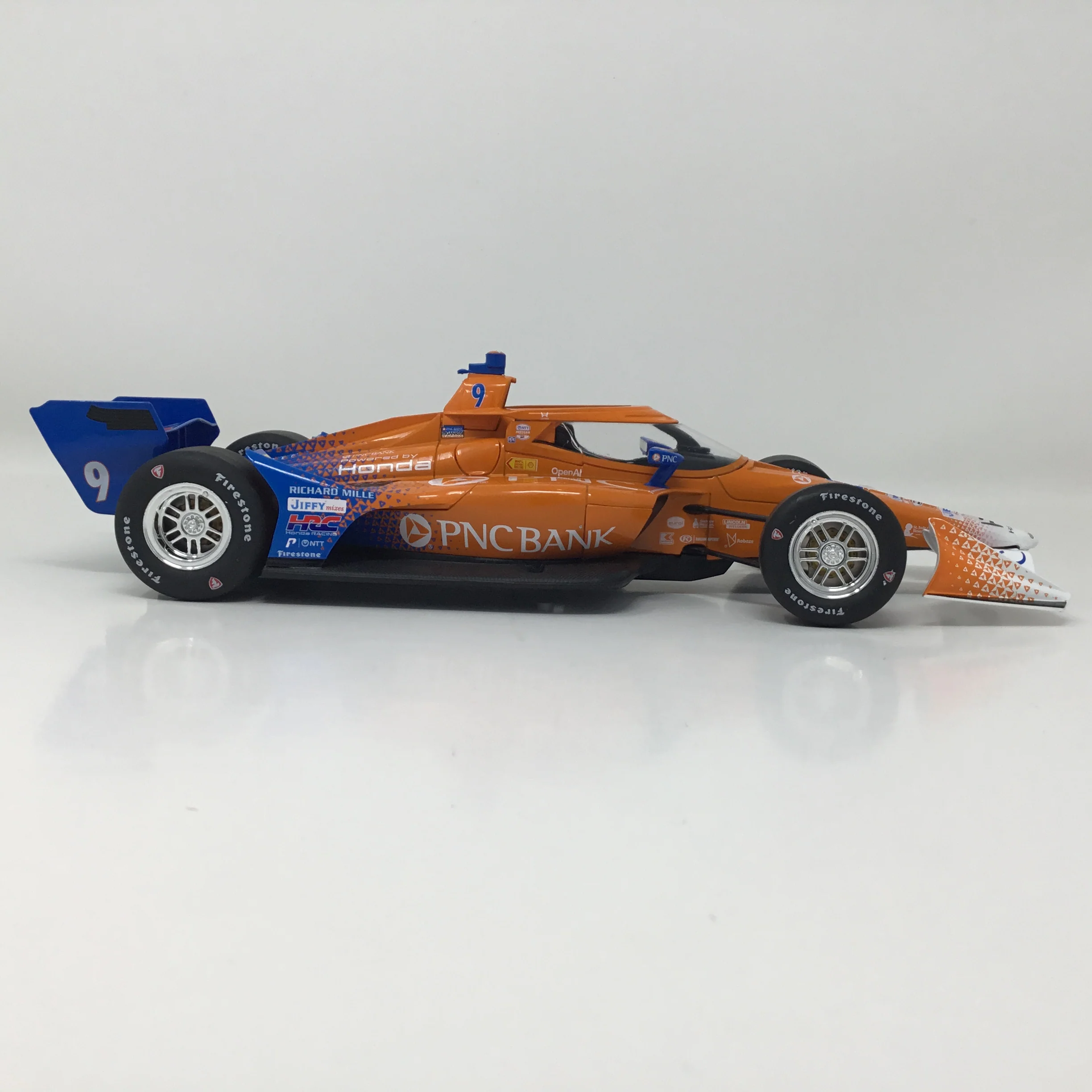 Scott Dixon 2026 PNC Bank / Chip Ganassi Racing 1:18 Diecast - Image 4