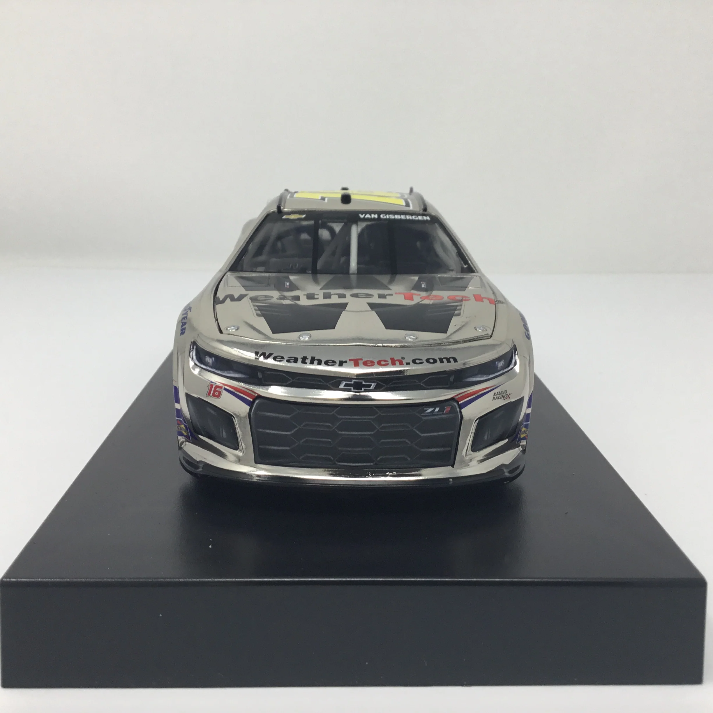 Shane Van Gisbergen 2024 Weathertech Foil Number 1:24 Color Chrome Diecast - Image 3