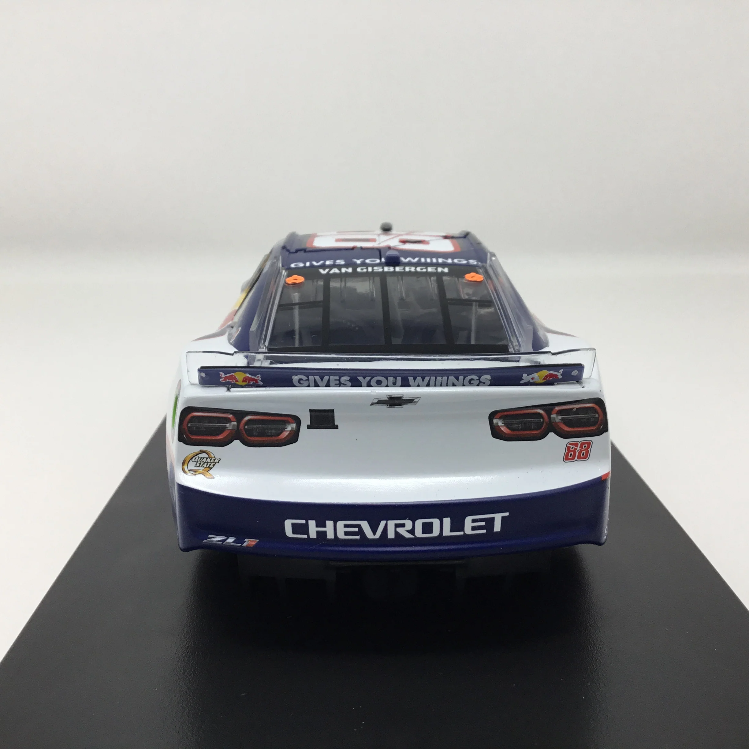 Shane Van Gisbergen 2025 Red Bull Autographed 1:24 Diecast - Image 5