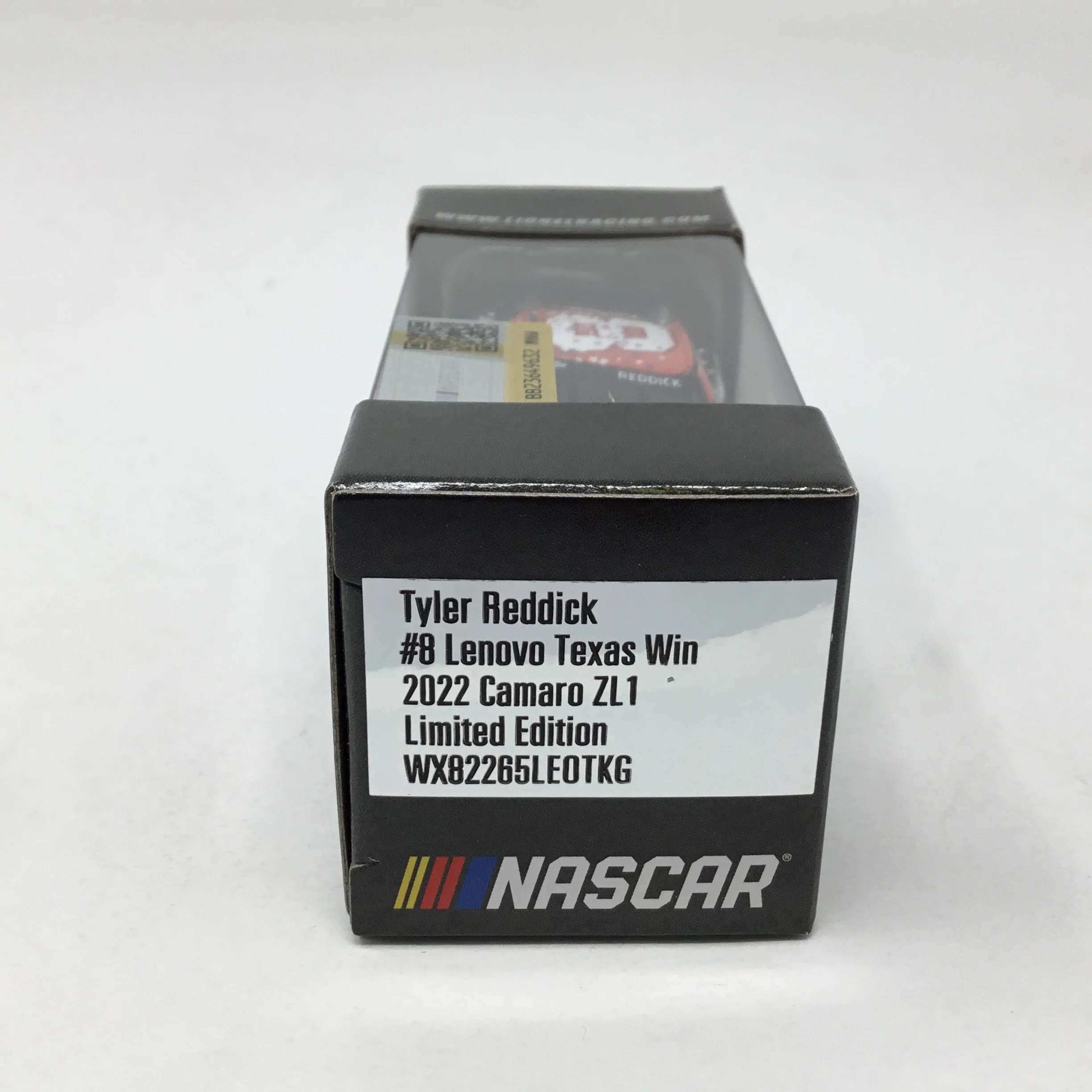Tyler Reddick 2022 Lenovo Texas Race Win 1:64 Diecast - Image 3