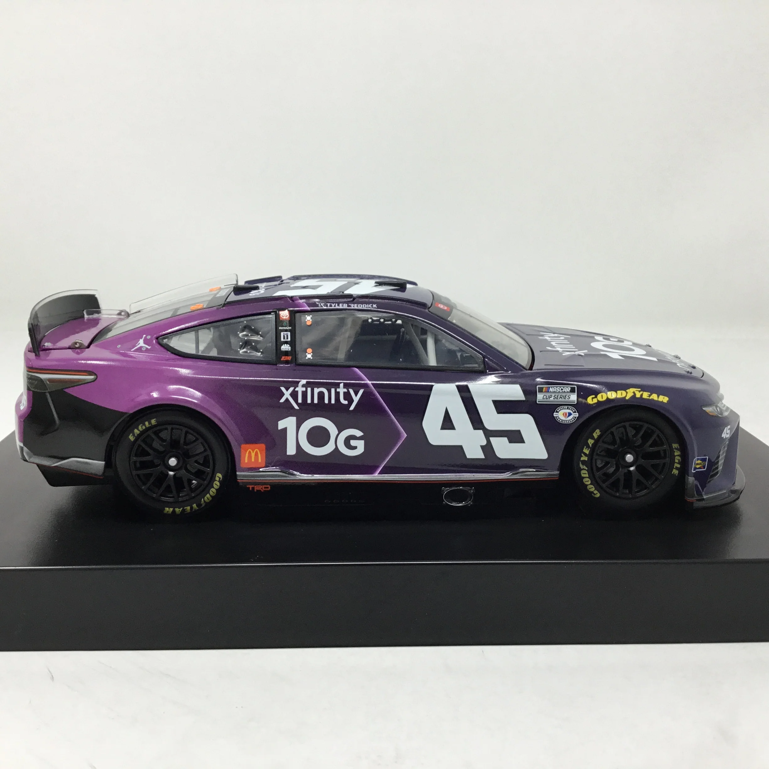 Tyler Reddick 2023 Xfinity 10G 1:24 Elite Diecast - Image 4