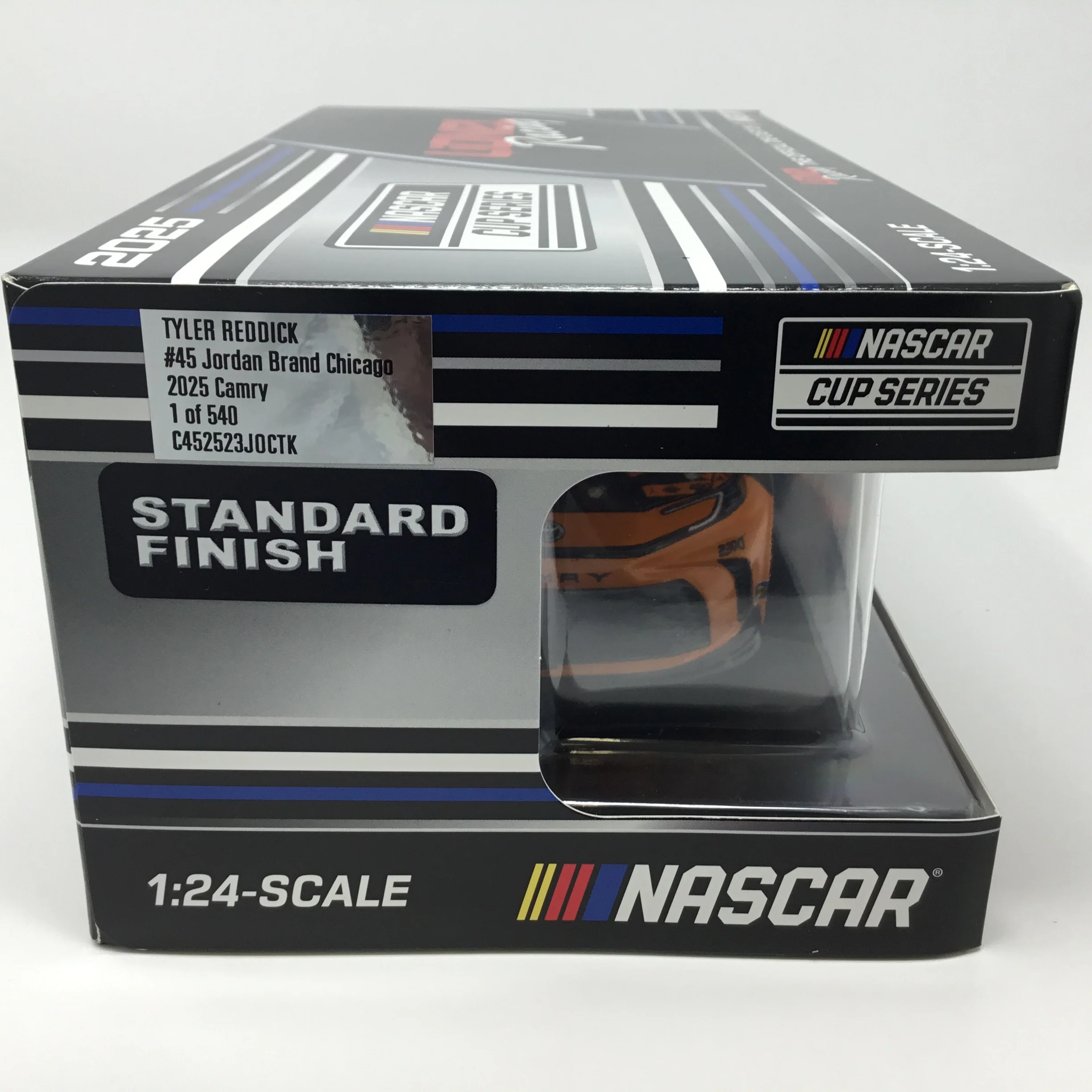 Tyler Reddick 2025 Jordan Brand Chicago 1:24 Diecast - Image 6