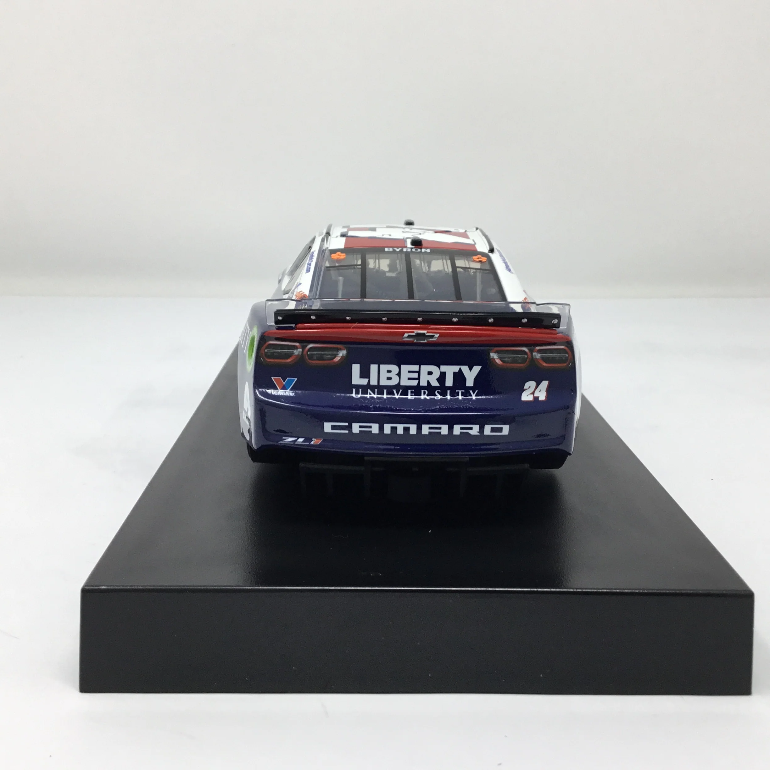William Byron 2024 Liberty University 1:24 Elite Diecast - Image 5