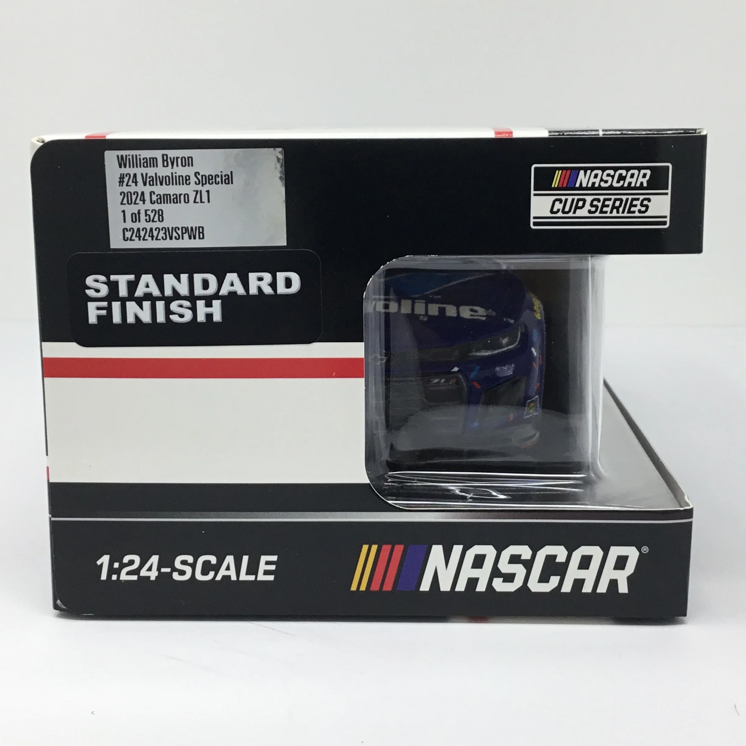 William Byron 2024 Valvoline Roval Special 1:24 Diecast - Image 6