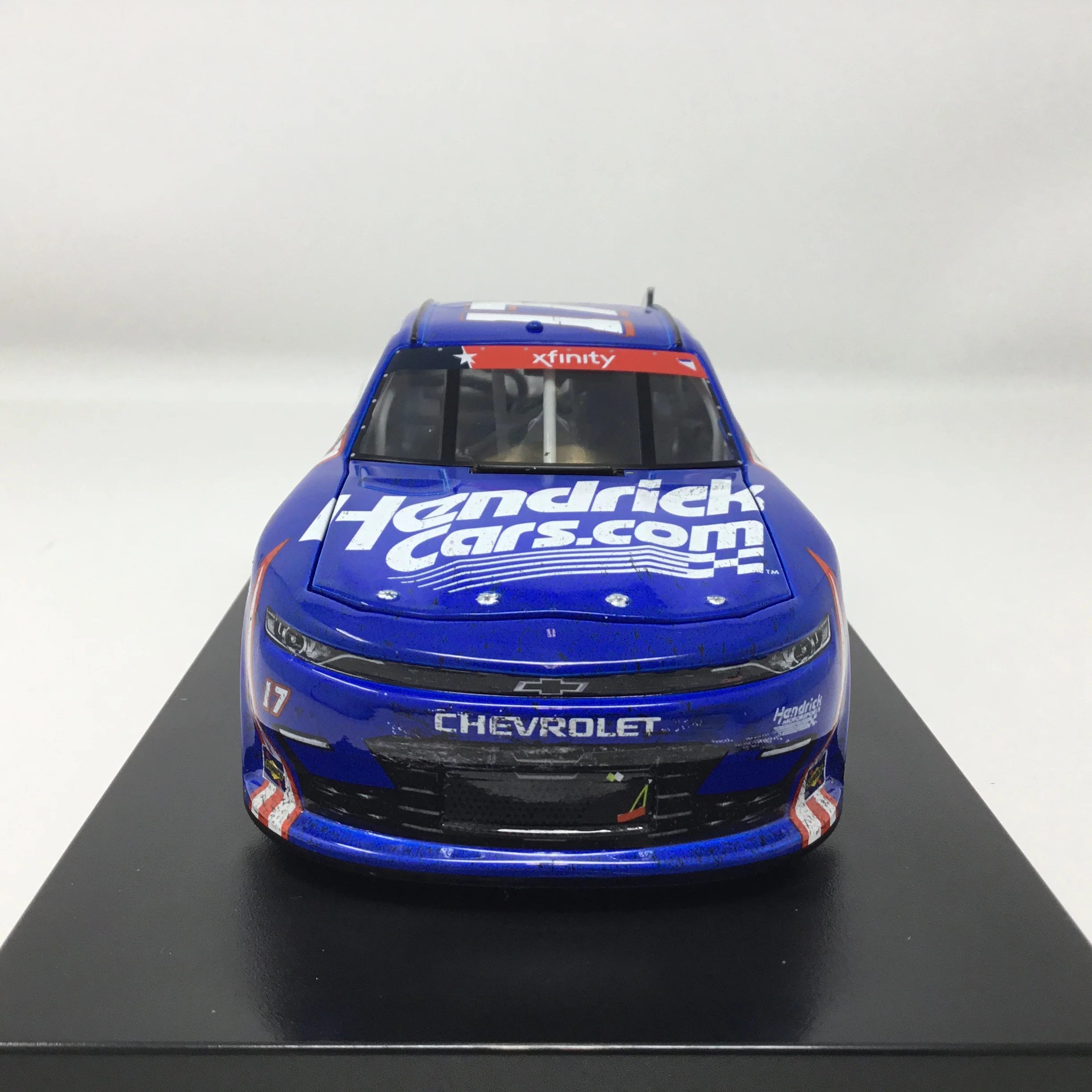 William Byron 2025 Hendrickcars.com Charlotte Race Win 1:24 Diecast - Image 6