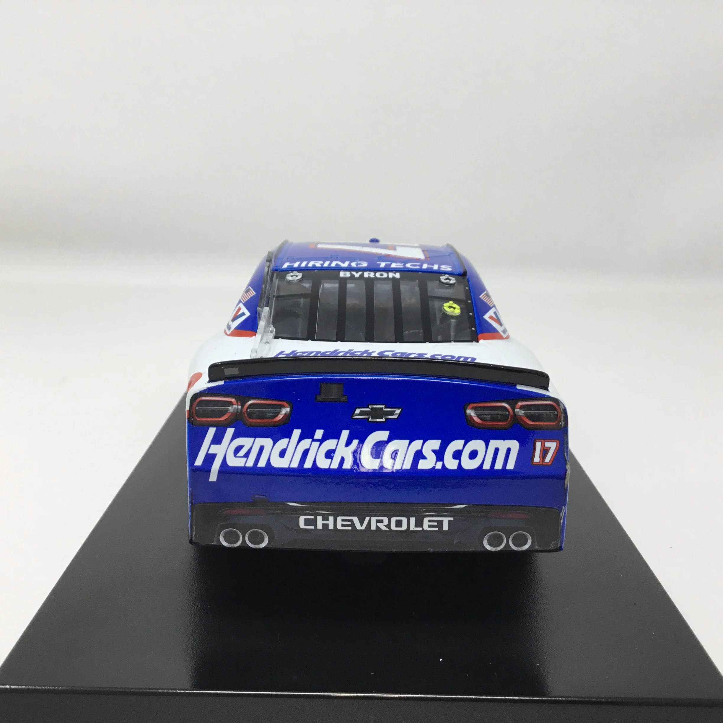 William Byron 2025 Hendrickcars.com Charlotte Race Win 1:24 Diecast - Image 7